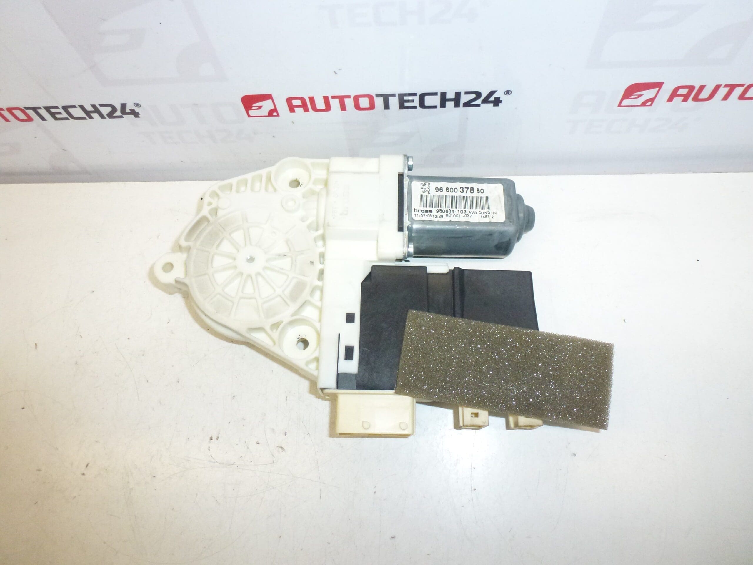 Peugeot 307 CC Vänster fönstermotor 9660037880 9221CN