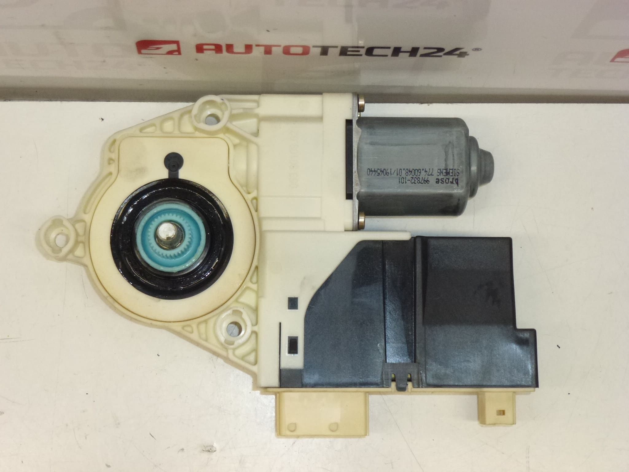 Motor För Vänster Framruta Peugeot 307 9649911180 9221CG - Bild 2