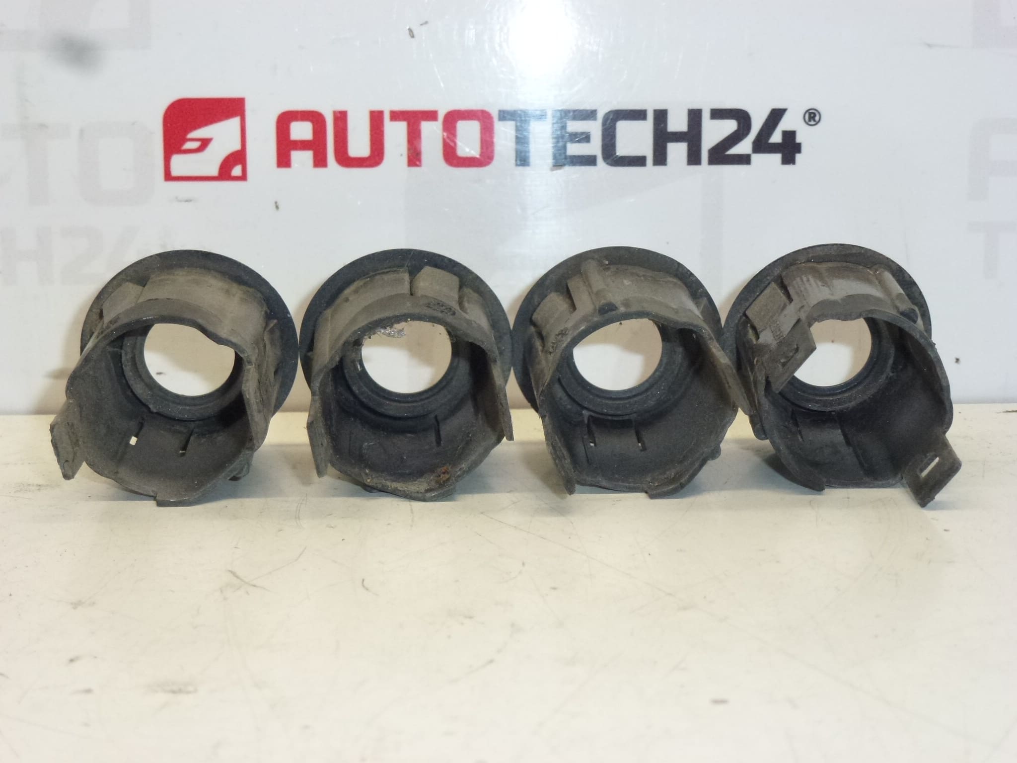 Hållarsats för Parkeringssensorer Peugeot 407 7414FW - Bild 2