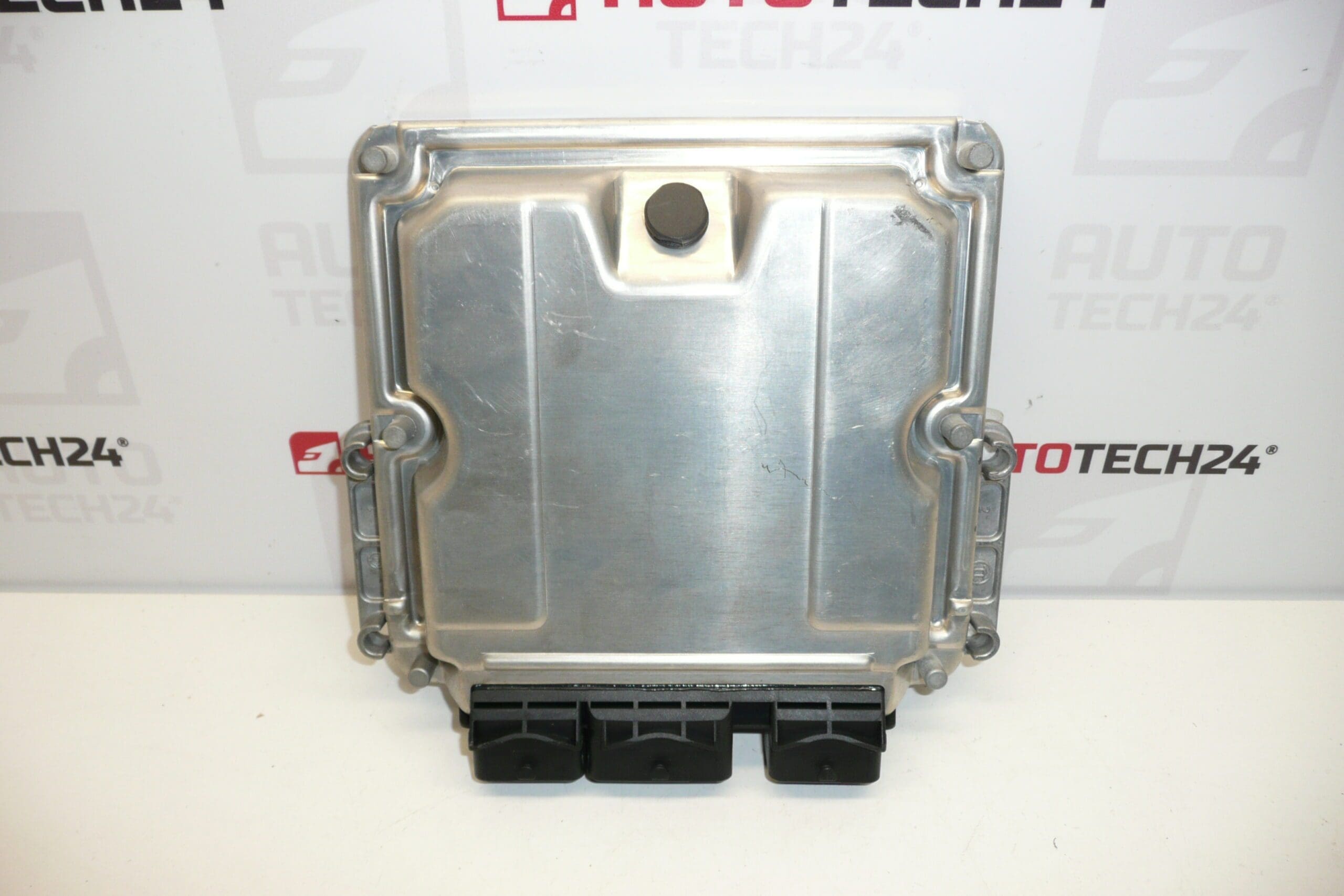 Styrdon Bosch EDC15C2 0281010808 2.0 HDI - Bild 2