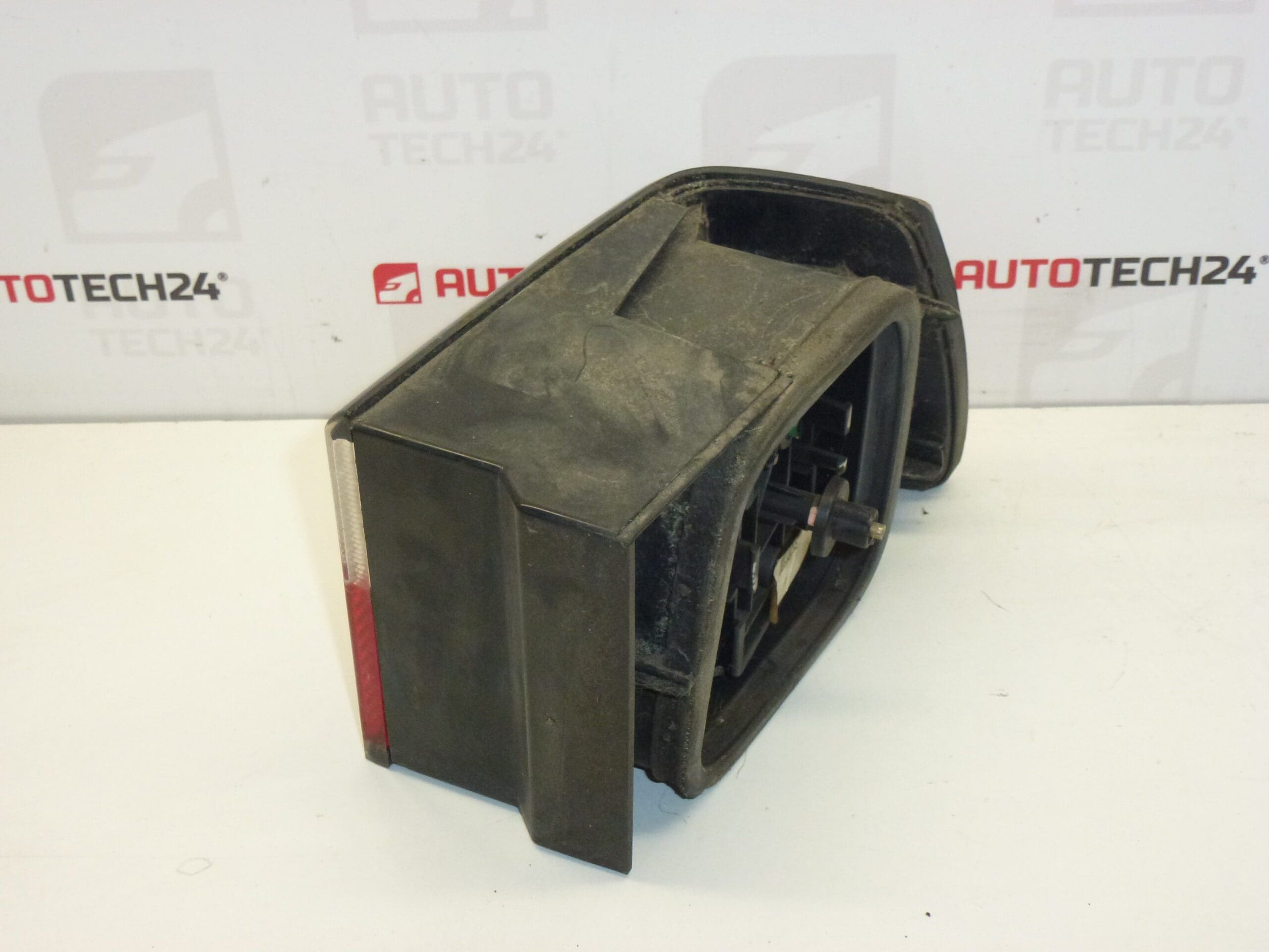 Vänster baklykta stänkskärm Citroën Xantia 6350K0 - Bild 2