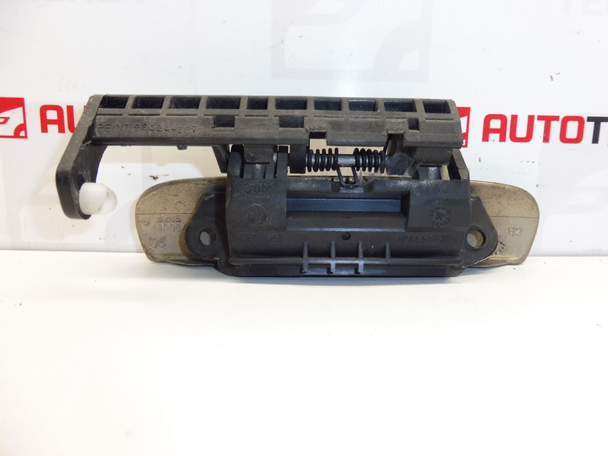 Klika för vänstra dörren Citroën Xsara Picasso KDDC 9101R8 - Bild 2