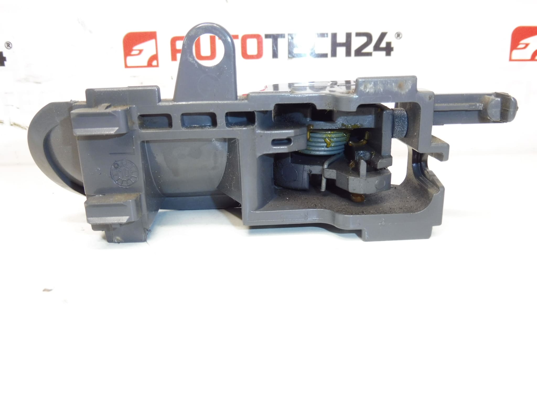 Inre vänster dörrhandtag Citroën C1 Peugeot 107 1608475980 - Bild 2