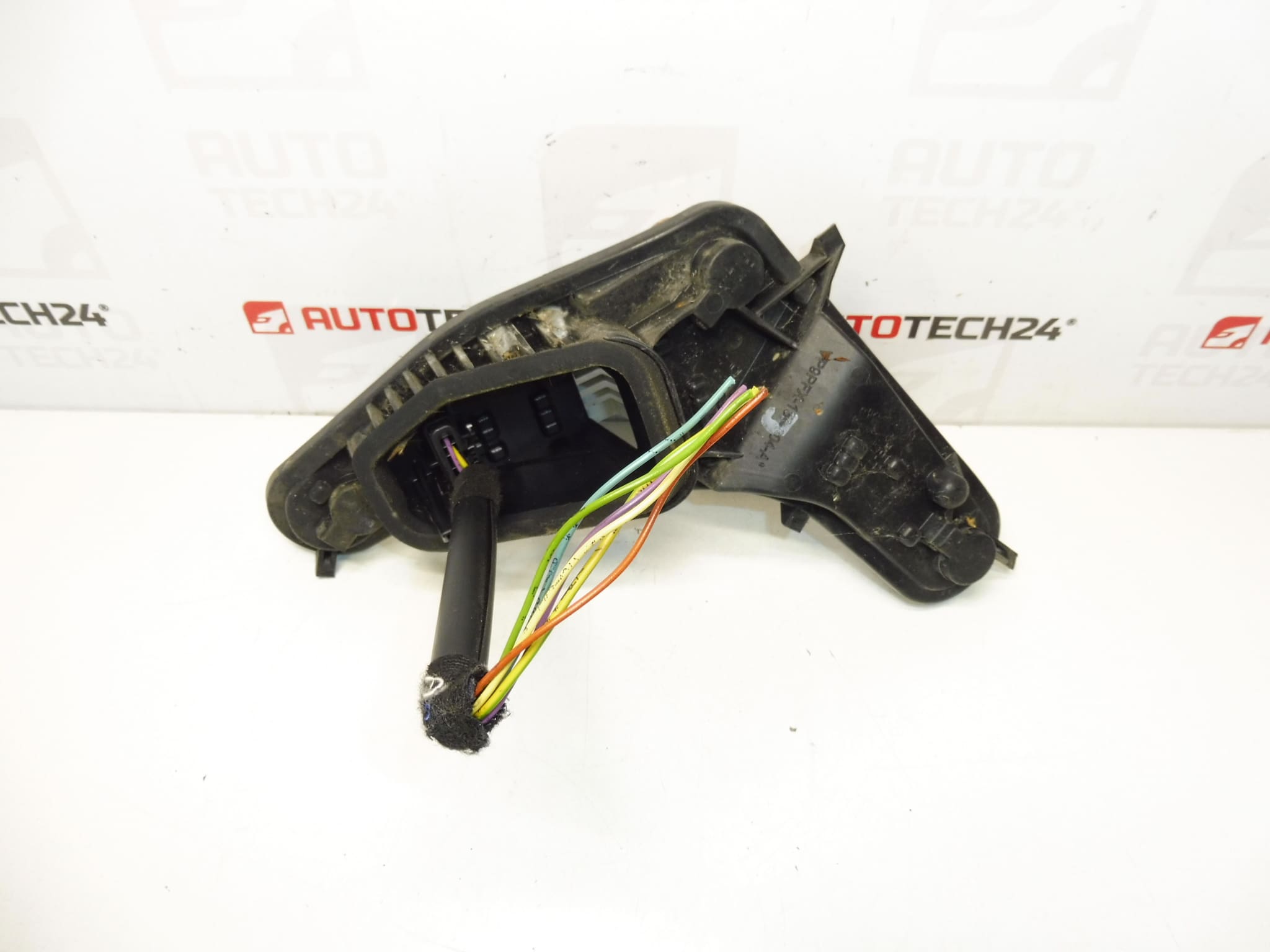 Lampfäste Bakre Höger Lampa Peugeot 207 9686565980 6351HQ - Bild 2