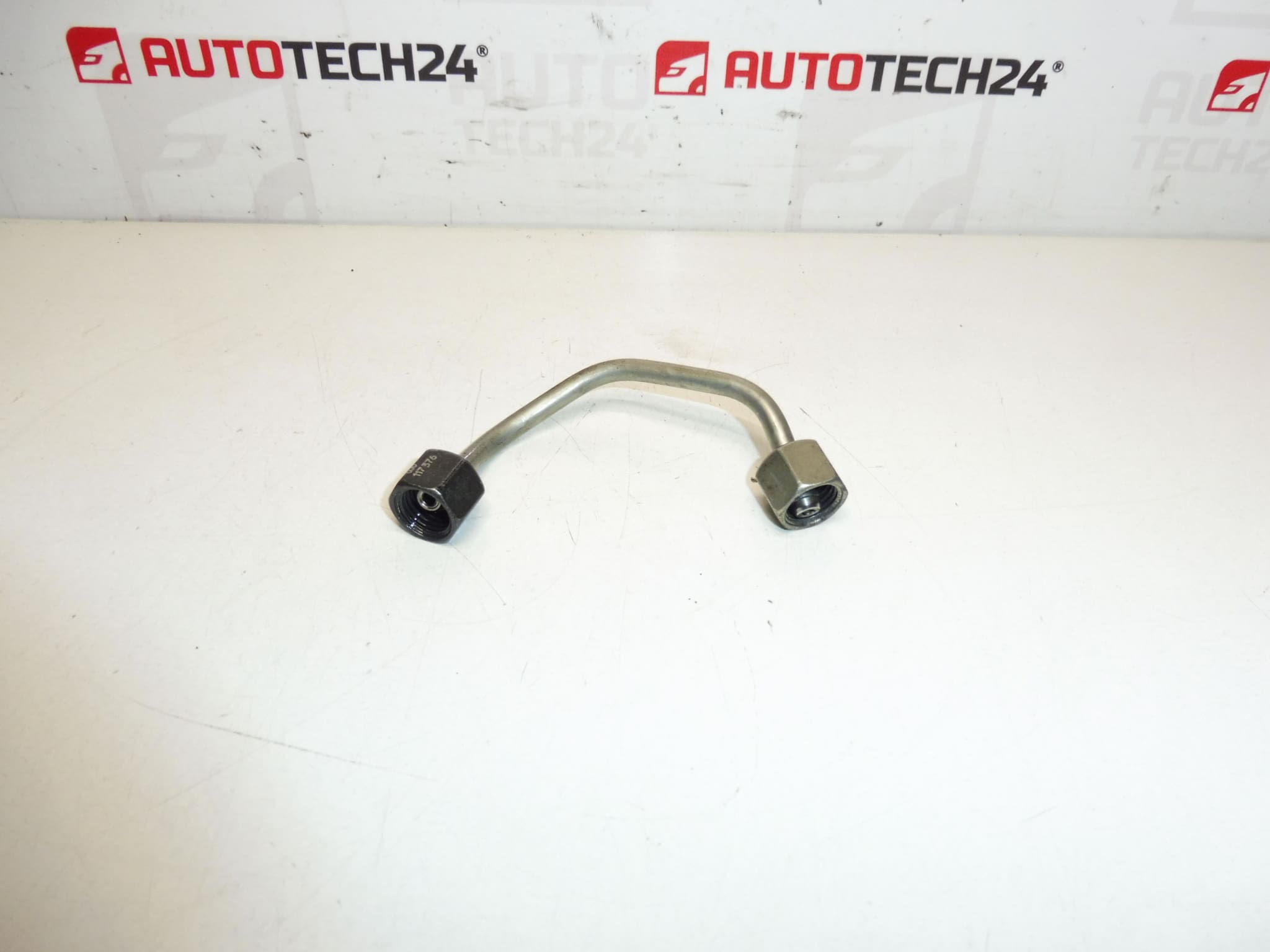 Tillförselrör 2:a injektor Citroën Peugeot 9811737580