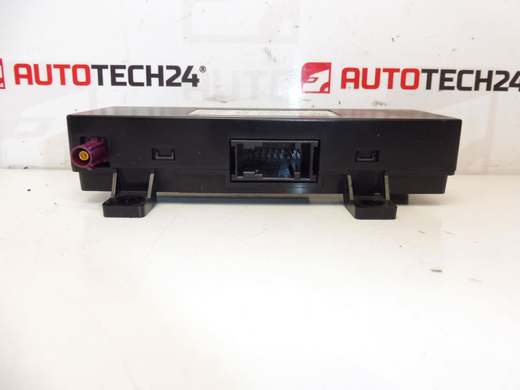 Peugeot Citroen telematikenhet 9674767580