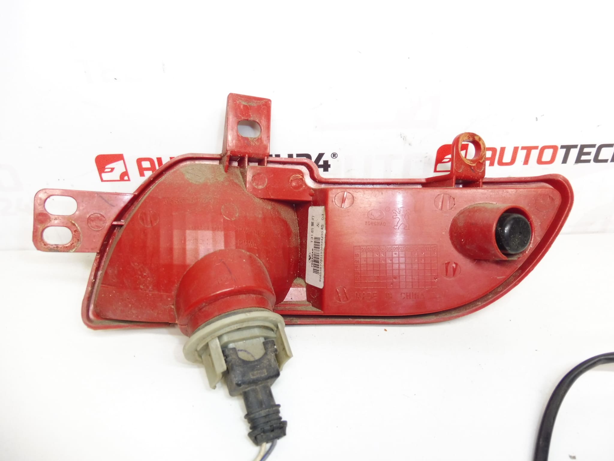 Vänster dimljus bak Peugeot 206+ 9685587780 6350HA