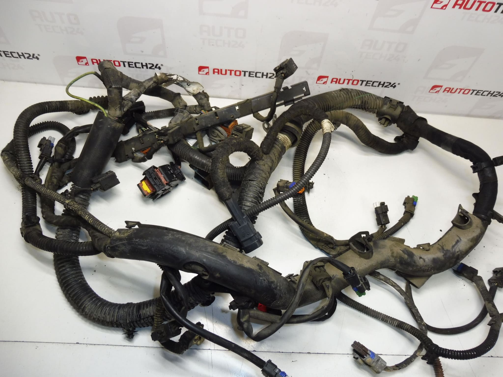 Komplett Motorvajer 2.0 HDI 100 KW Citroën Peugeot 1401048380 6569HZ - Bild 2