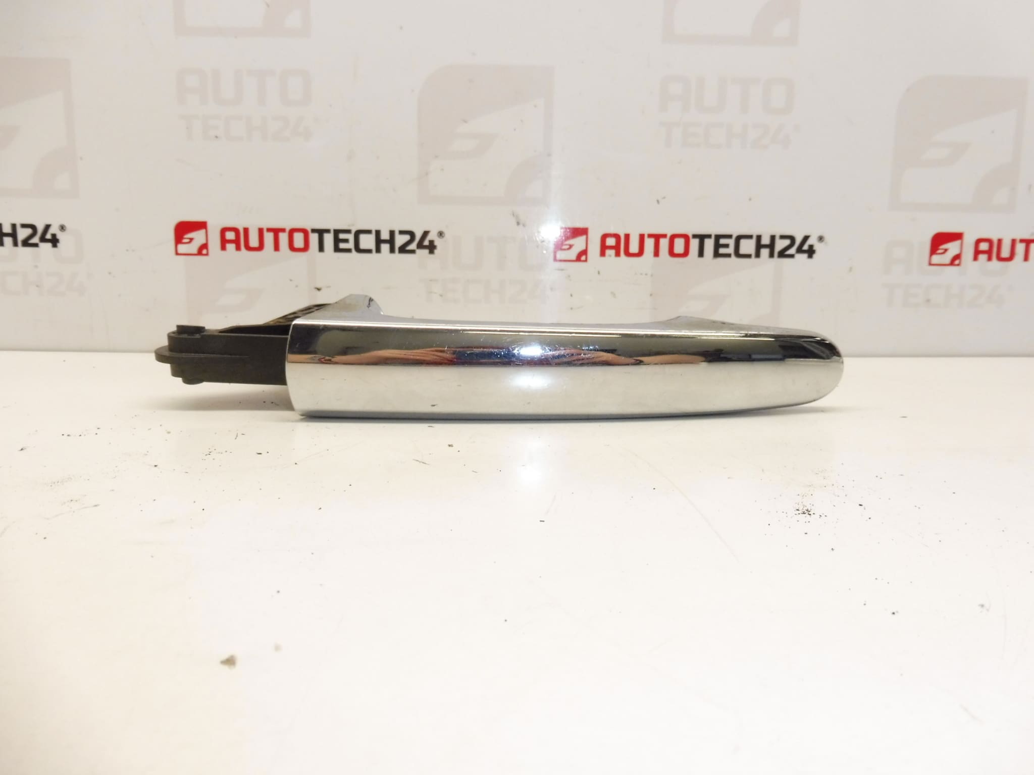 Bakre dörrhandtag Citroën Peugeot krom 9101GK