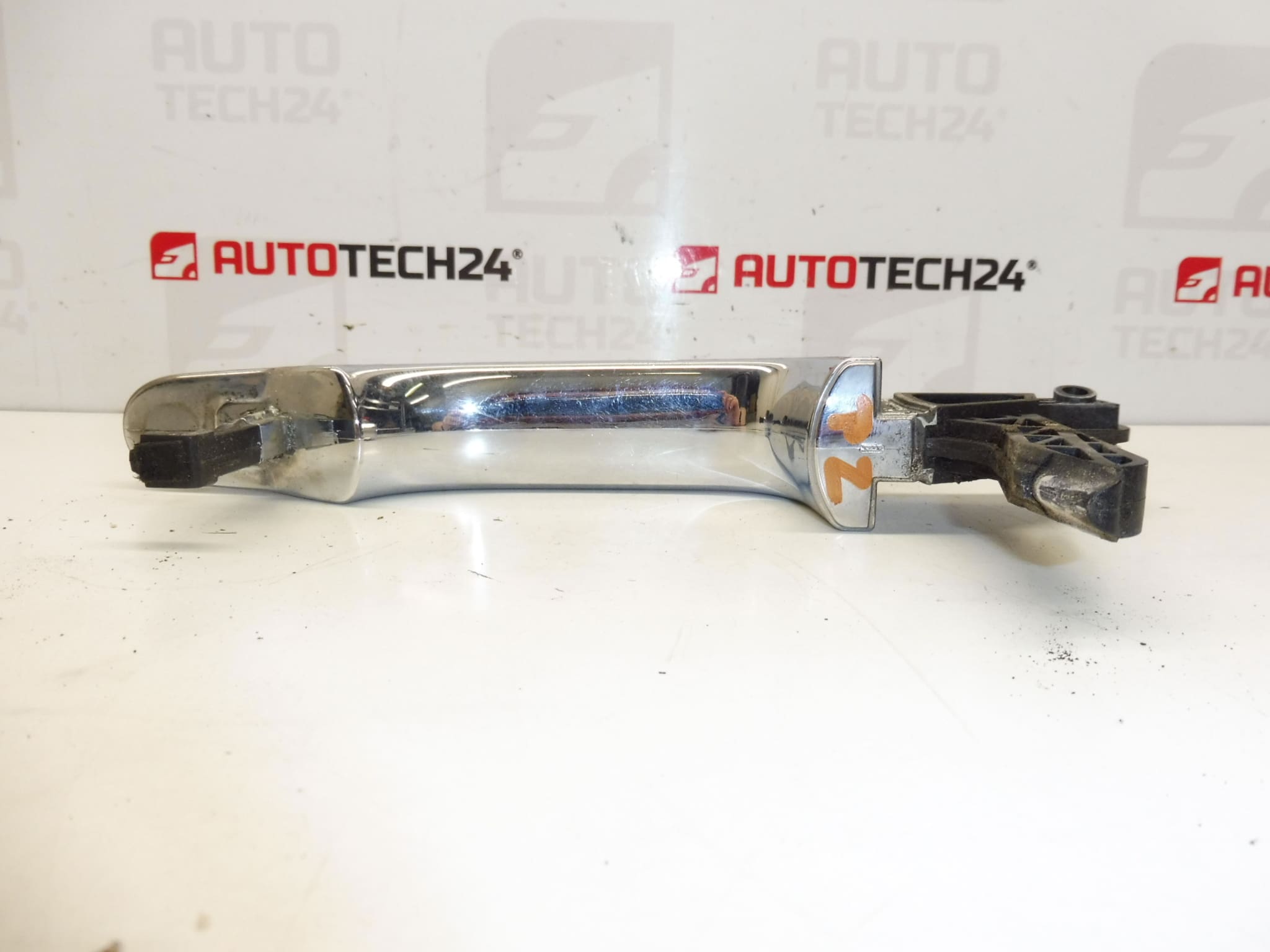 Bakre dörrhandtag Citroën Peugeot krom 9101GK