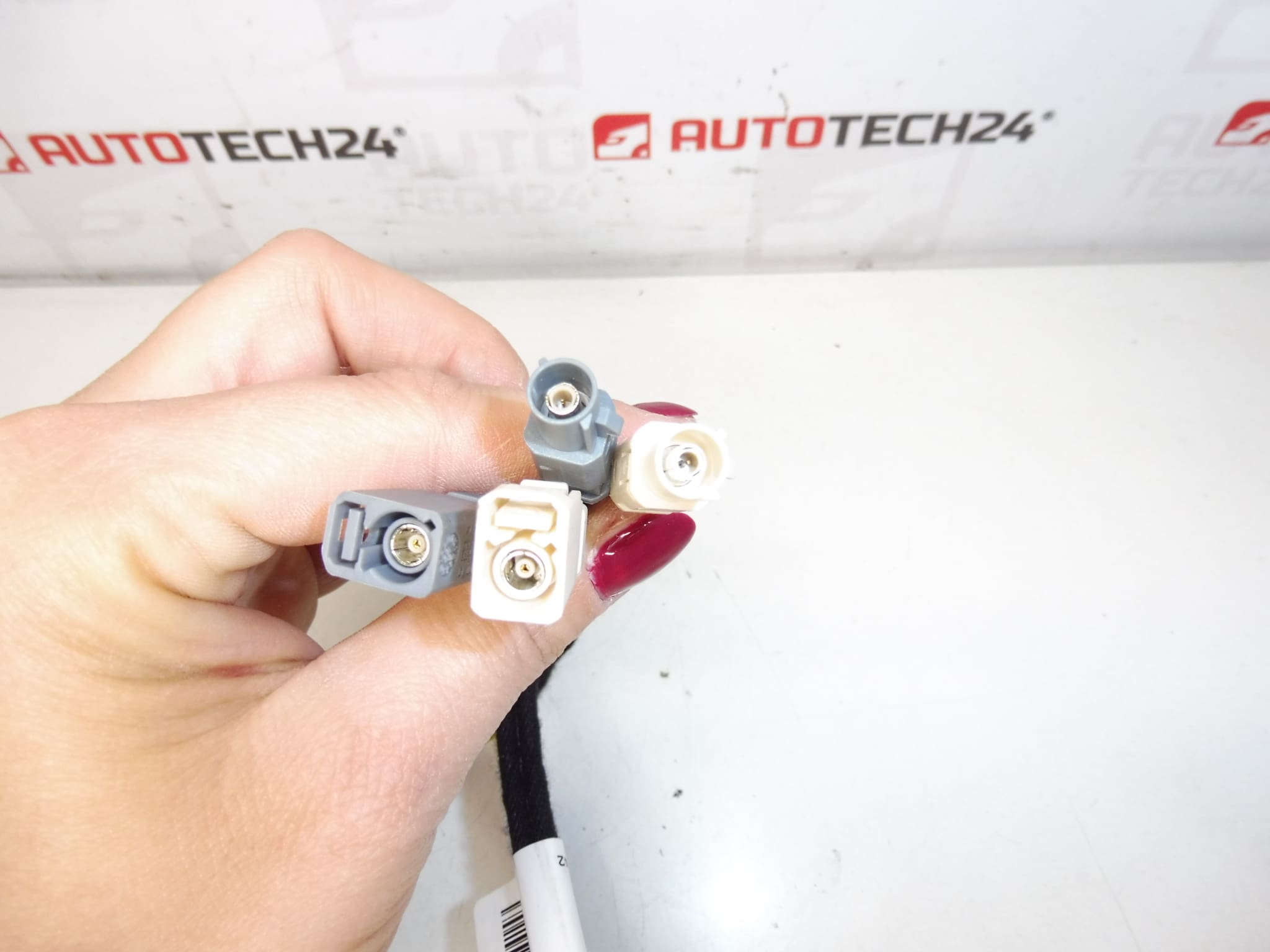 Ledningsbunt för antenn Citroën C4 II B7 och DS4 9675654480 6587C8 - Bild 2