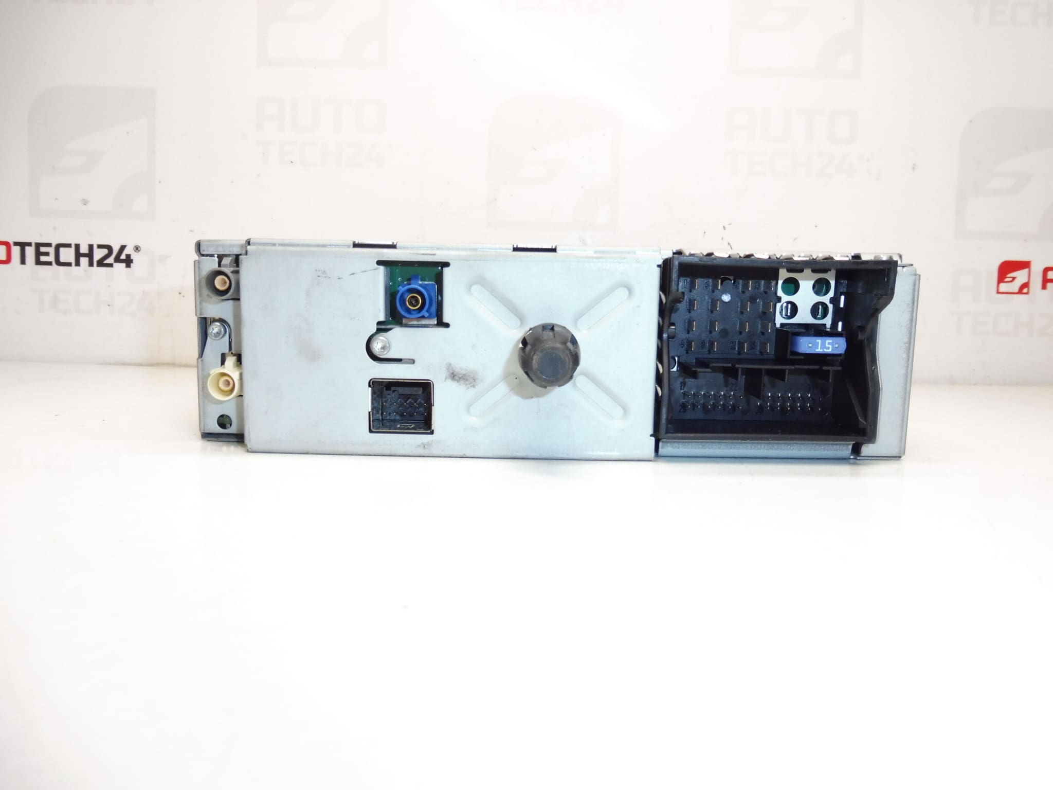 Bilradio RNEG Citroën Peugeot 96751718XT 16095136XT 6579X6 - Bild 2