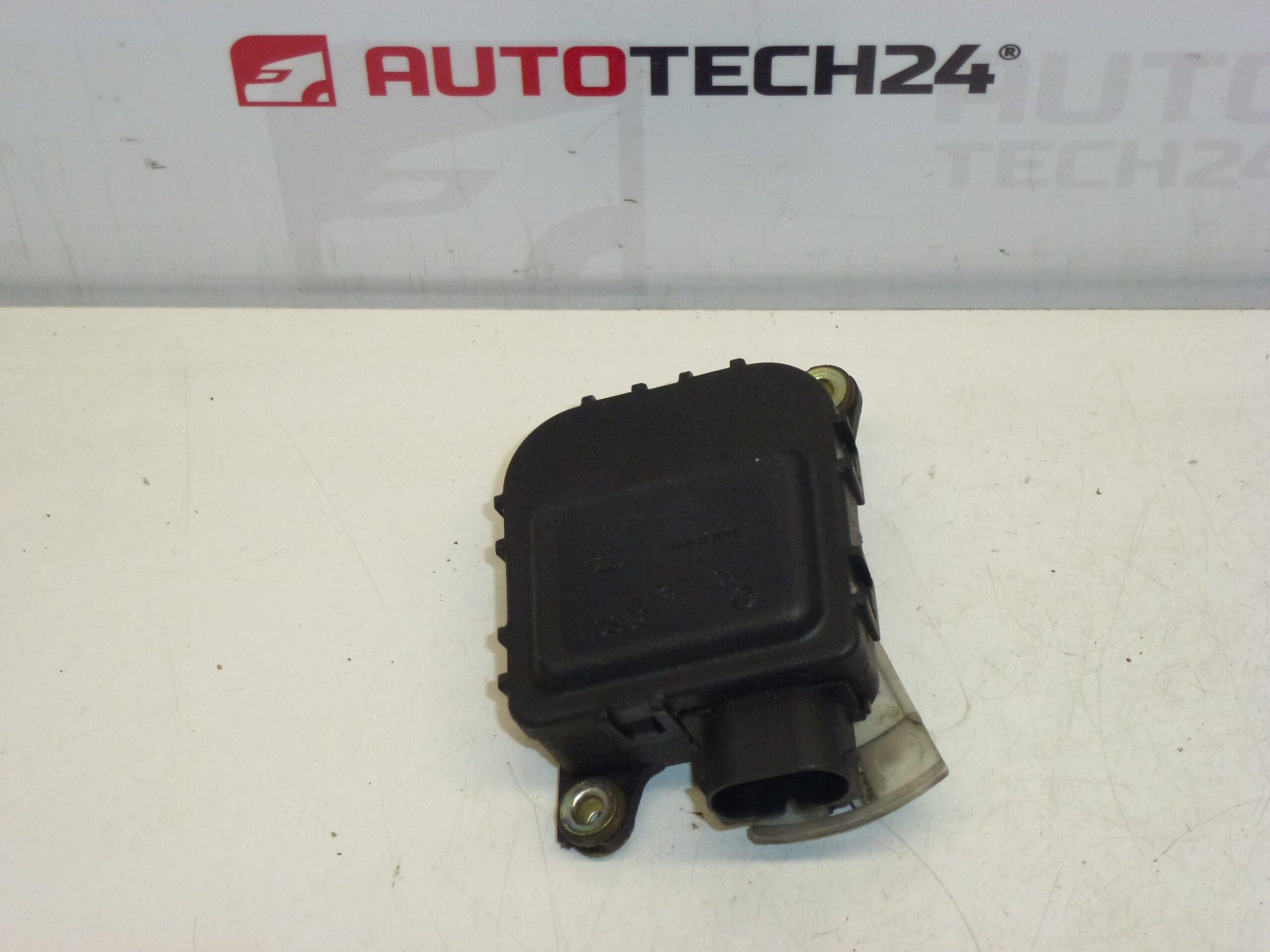 Bosch servomotor för värme till Citroën/Peugeot 0132801217 6447HS - Bild 2