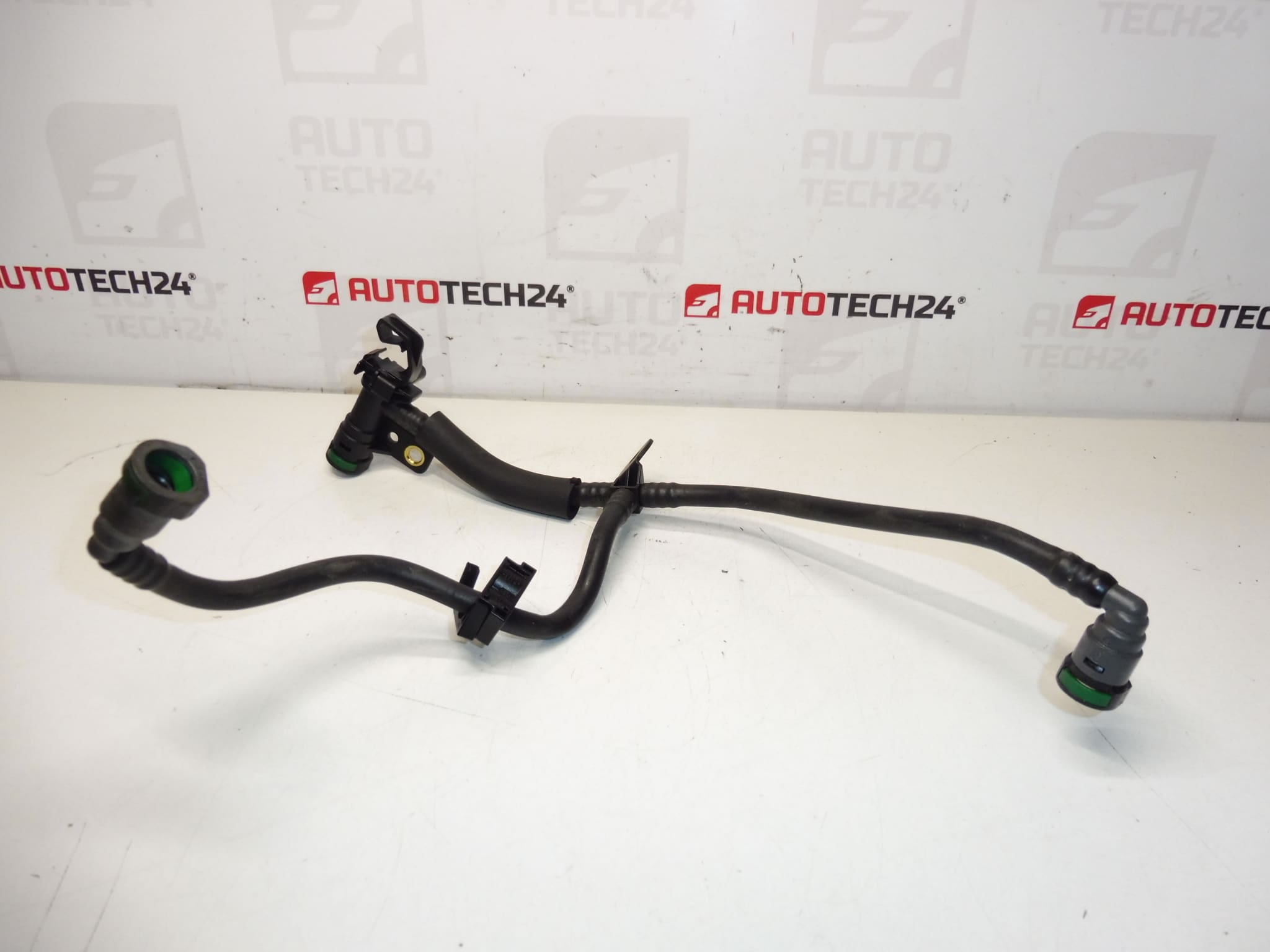Bränsleslangar Citroën Peugeot 1.6 e-HDI 9808083480 1574HV 1574EL - Bild 2