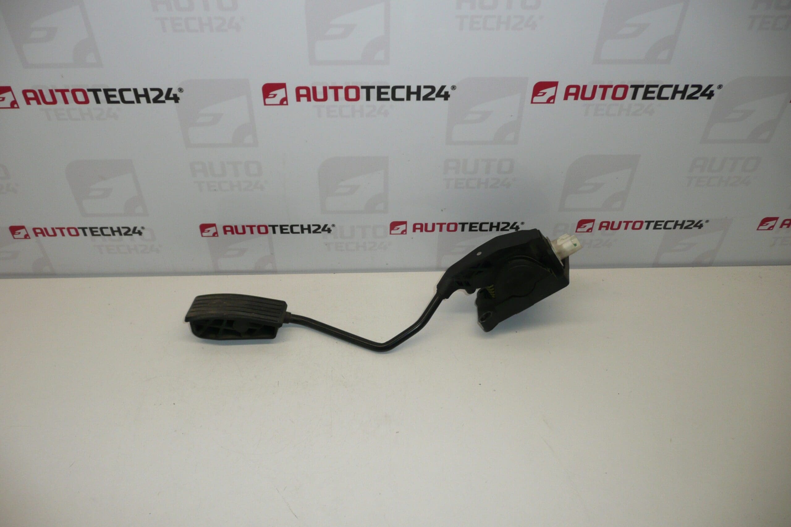 Gasreglage Citroën Peugeot Bosch 0280752241 9644939680 1601N5 - Bild 2