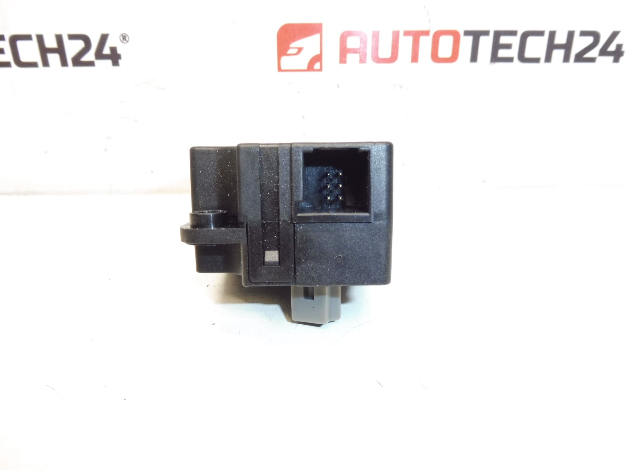 Valeo servomotor för värme till Citroën och Peugeot T1006419G 0109151B - Bild 2