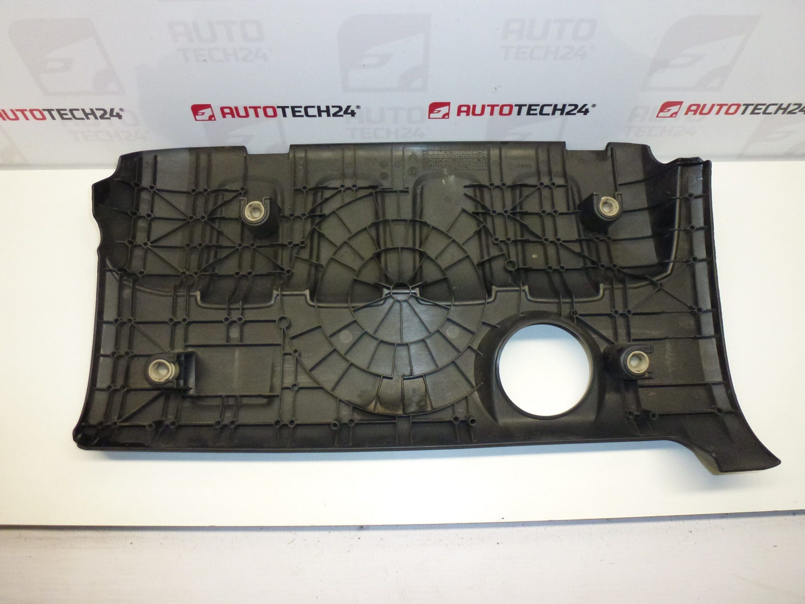 Motorns omslag 1.4 16V KFU Citroën 9648443480 9648442980 013754