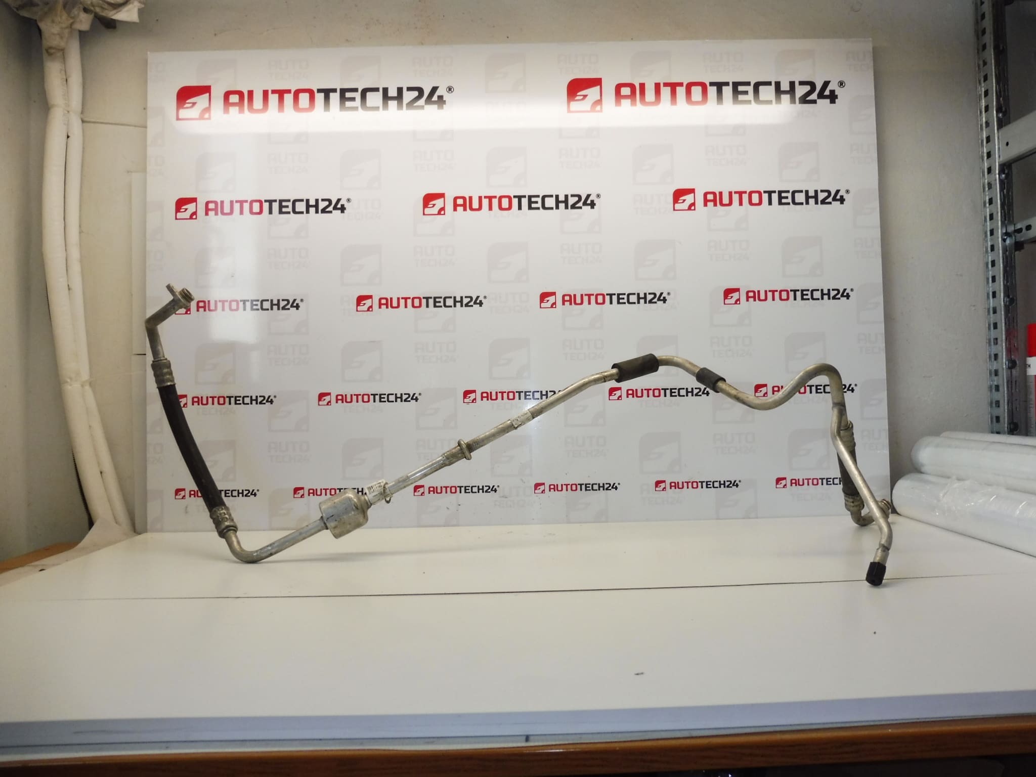 Klimatrör Citroën Peugeot 9686414180 9659576380 6477F2 647774