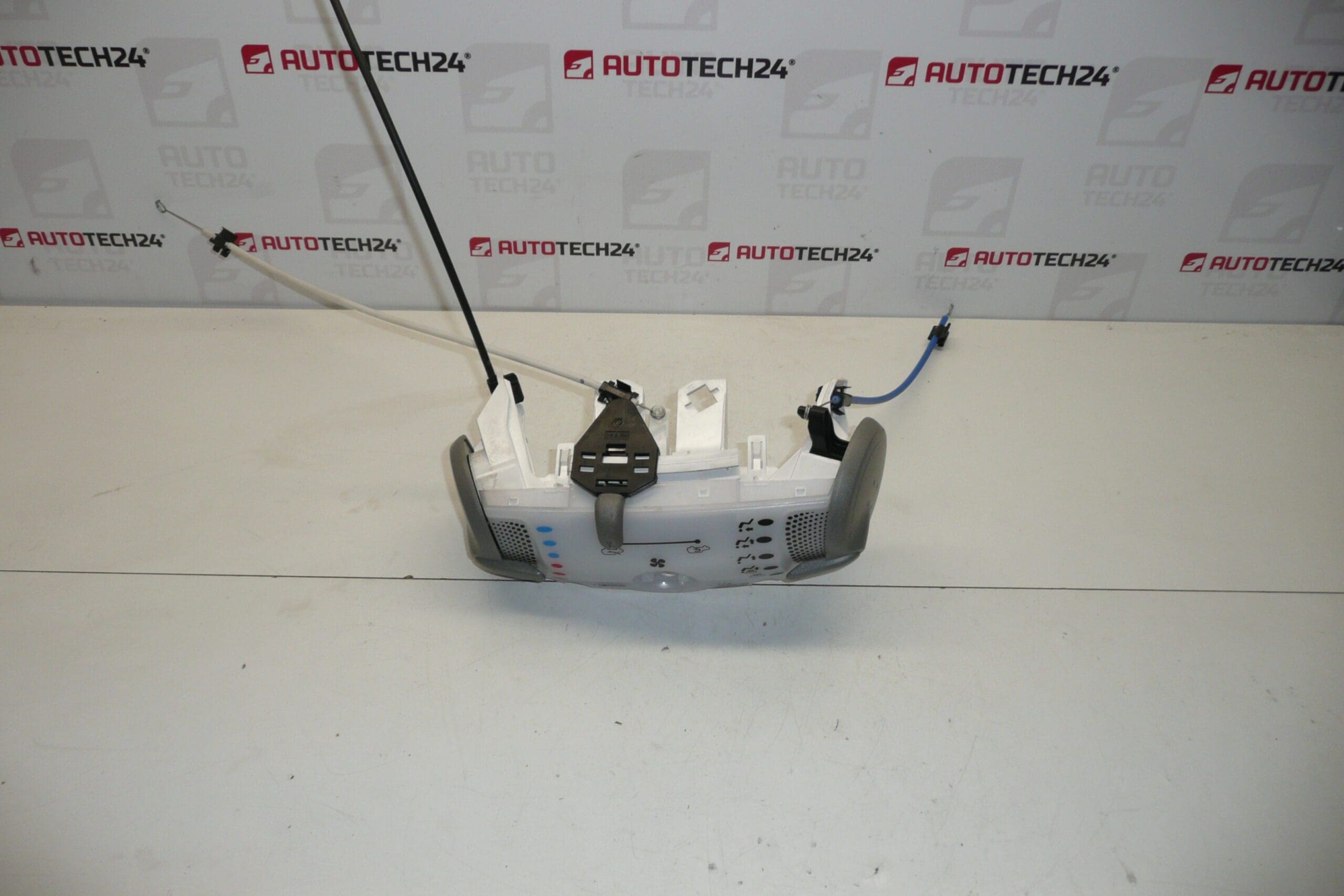 Luftkonditioneringskontroll med Citroën Peugeot 55900-040