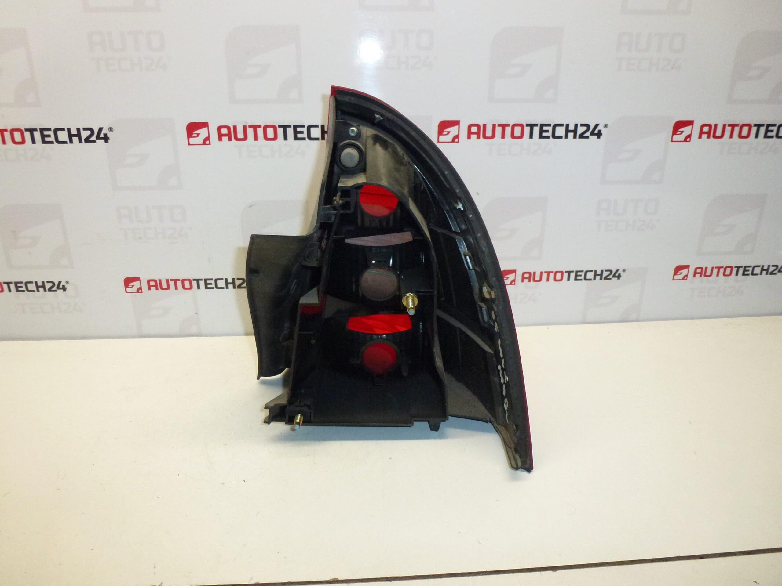 Vänster baklykta exteriör Citroën C5 II 89032697 6350V3