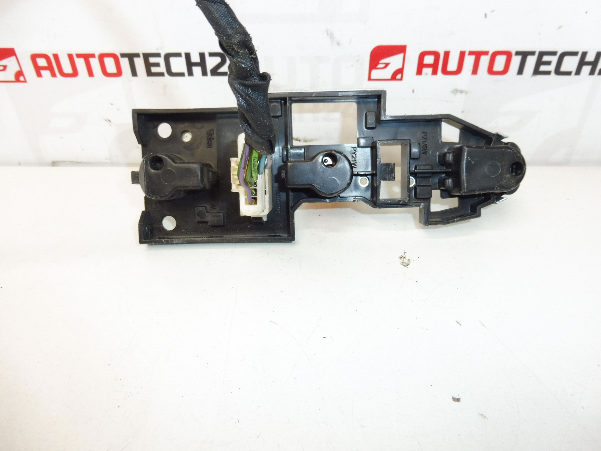 Citroën C5 II baklykta sockel med ledningar 89032703