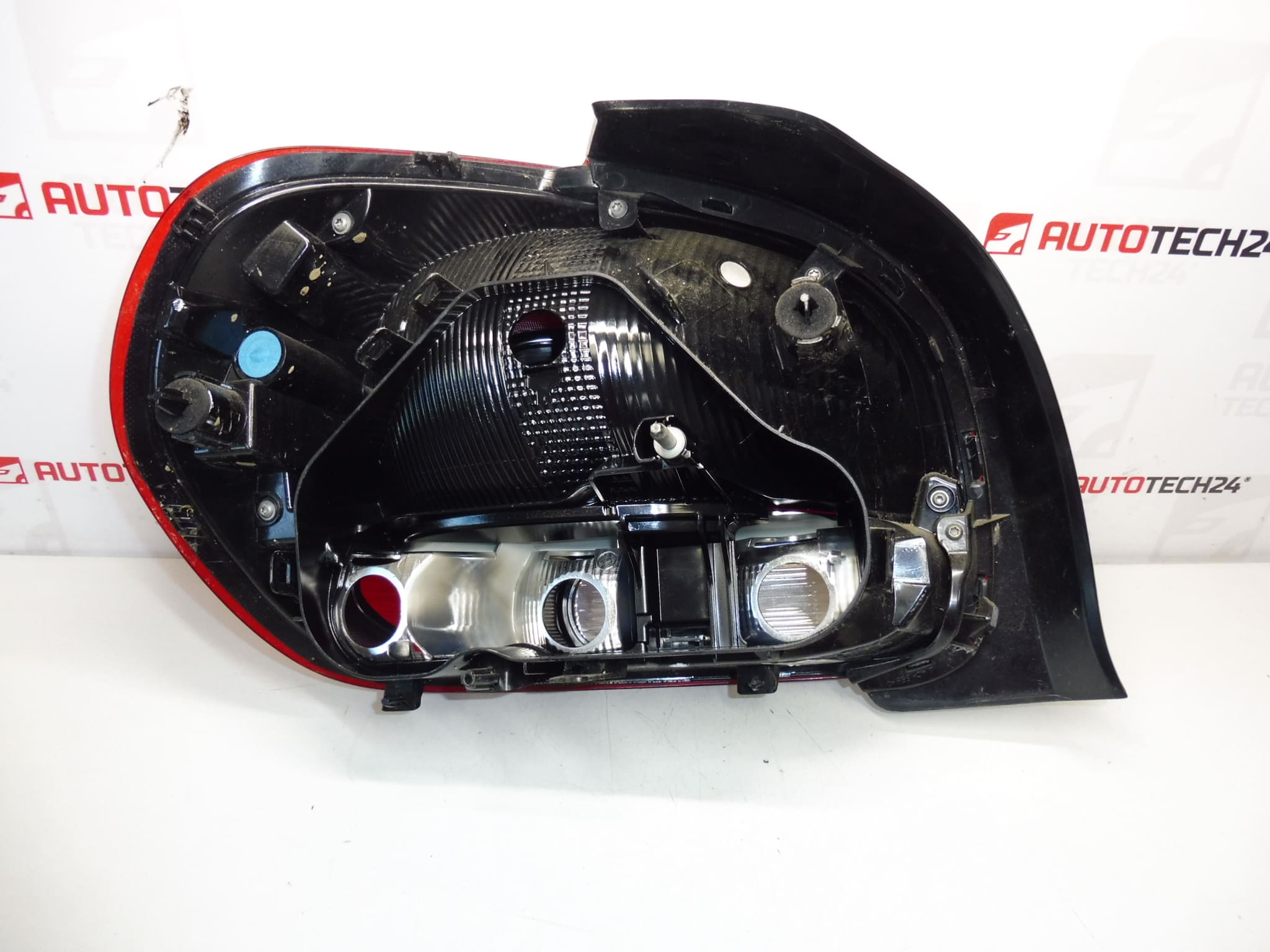 Bakre Höger Lampa Citroën C3 III 9812257480 L90074666 - Bild 2