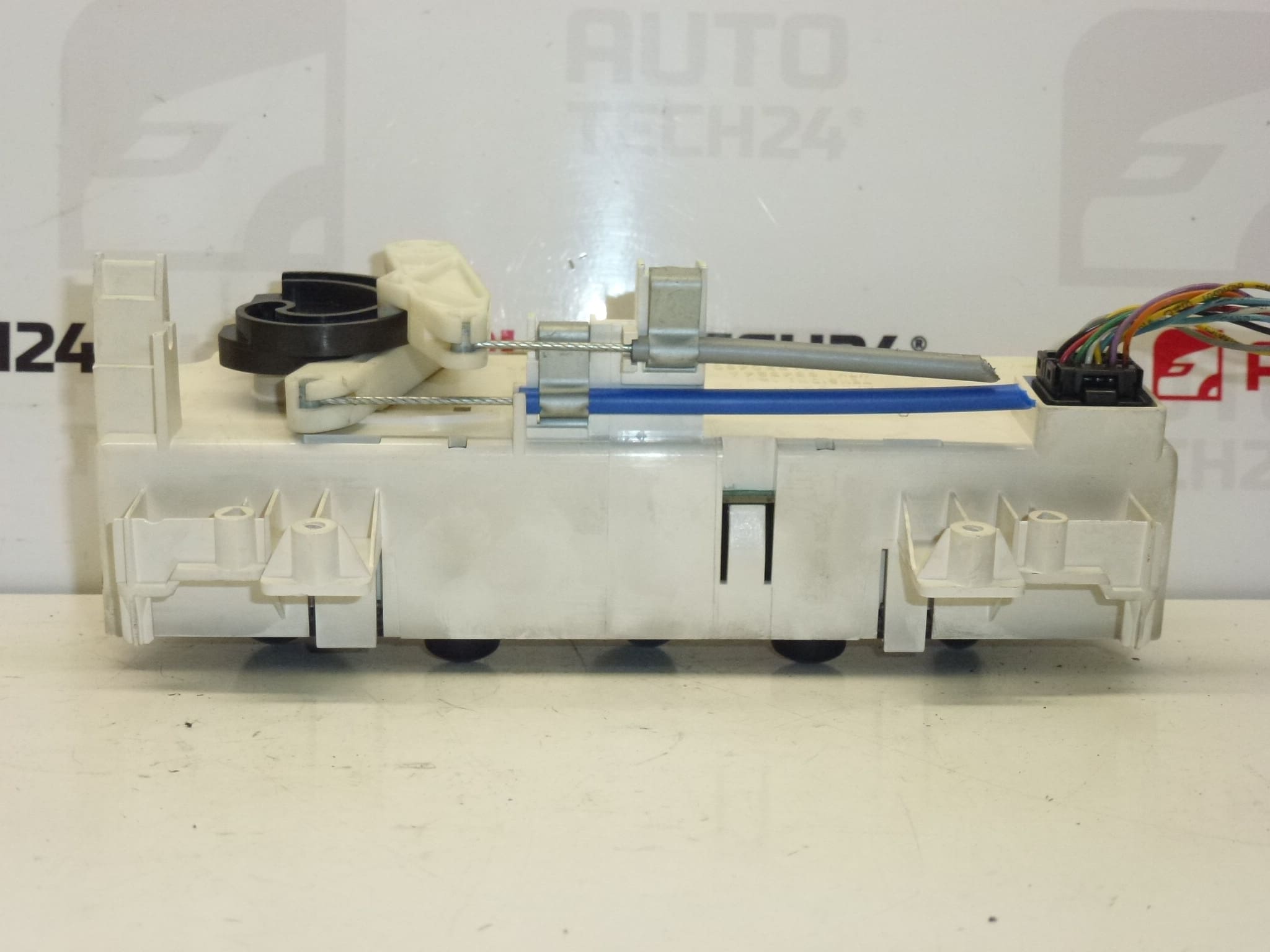 Styrning av värme och luftkonditionering Citroën Xsara 920460 6451CN - Bild 2