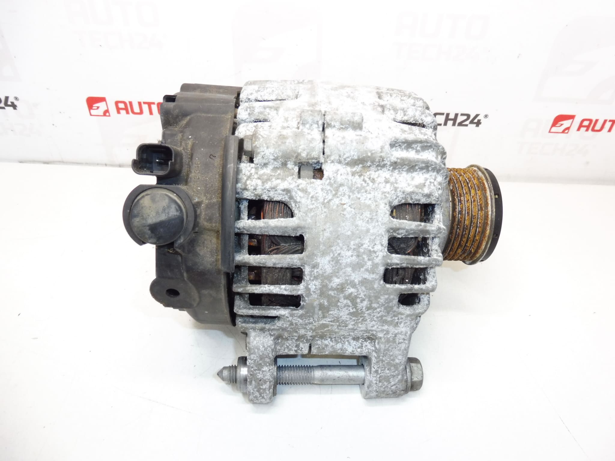 Valeo CL12 TG12C261 generator 9818677980 - Bild 2
