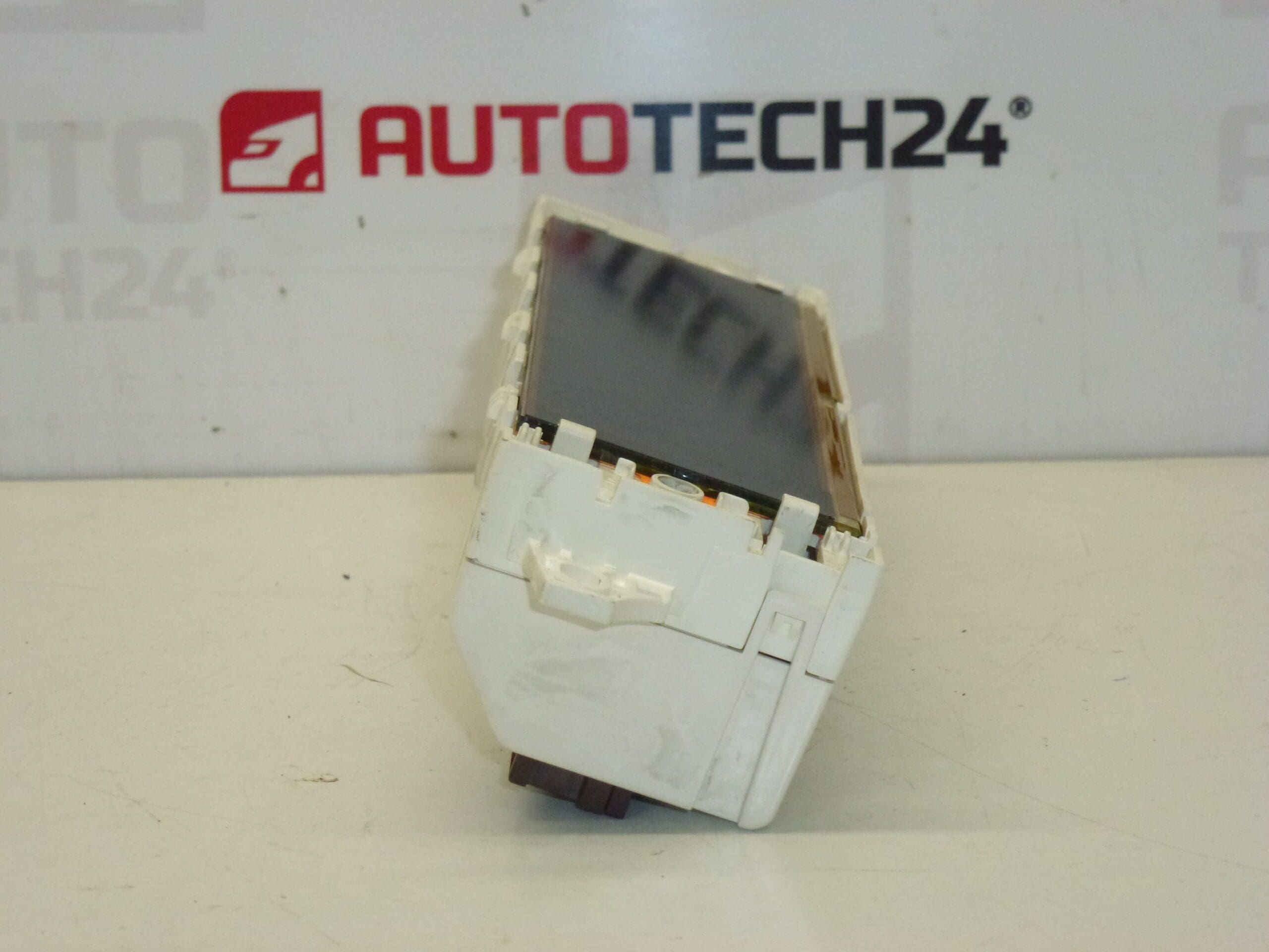 Skärm för radio och dator Peugeot 307 9663230780 - Bild 2