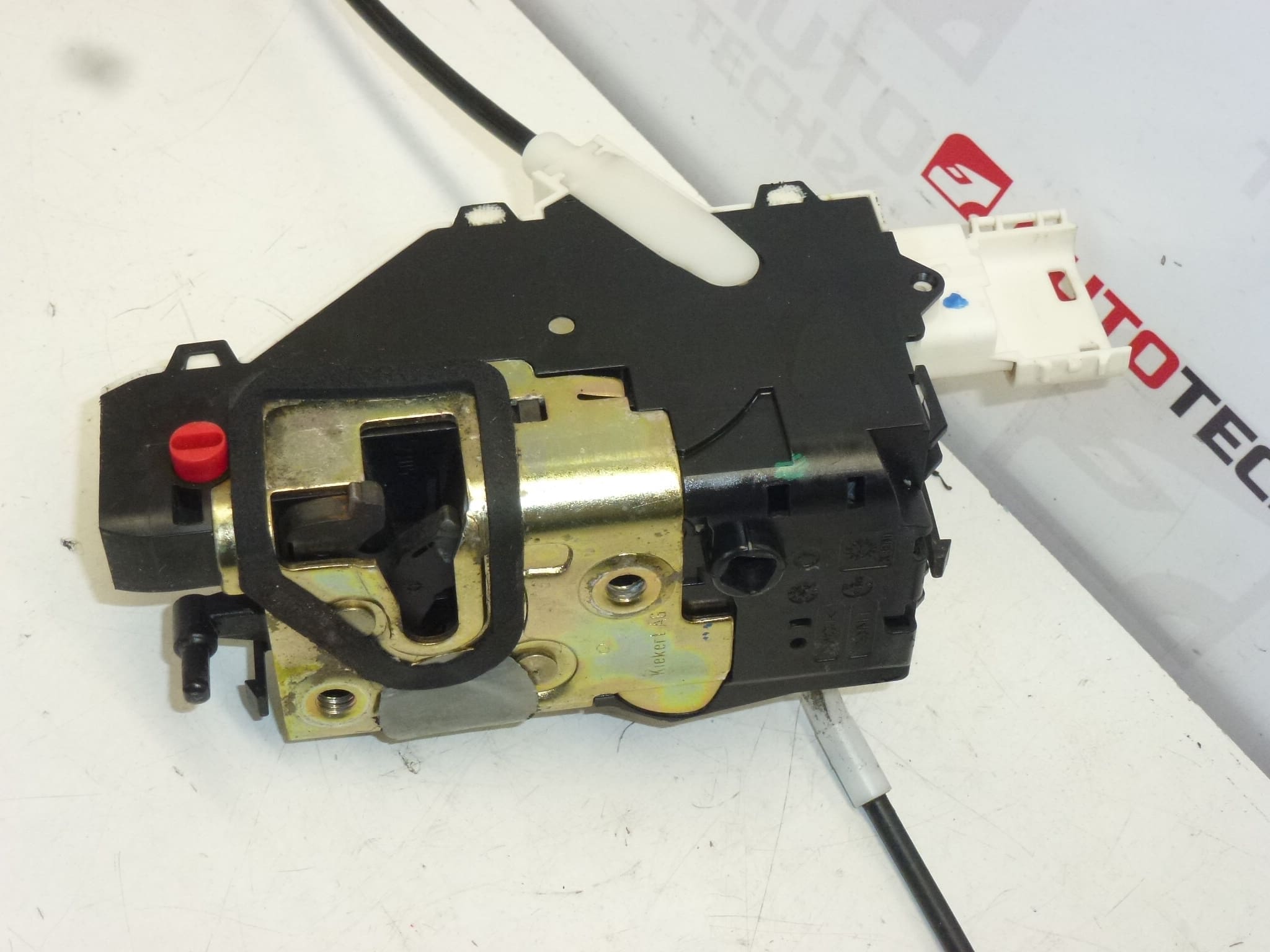 Peugeot 407 9659854180 bakdörrlås - Bild 2