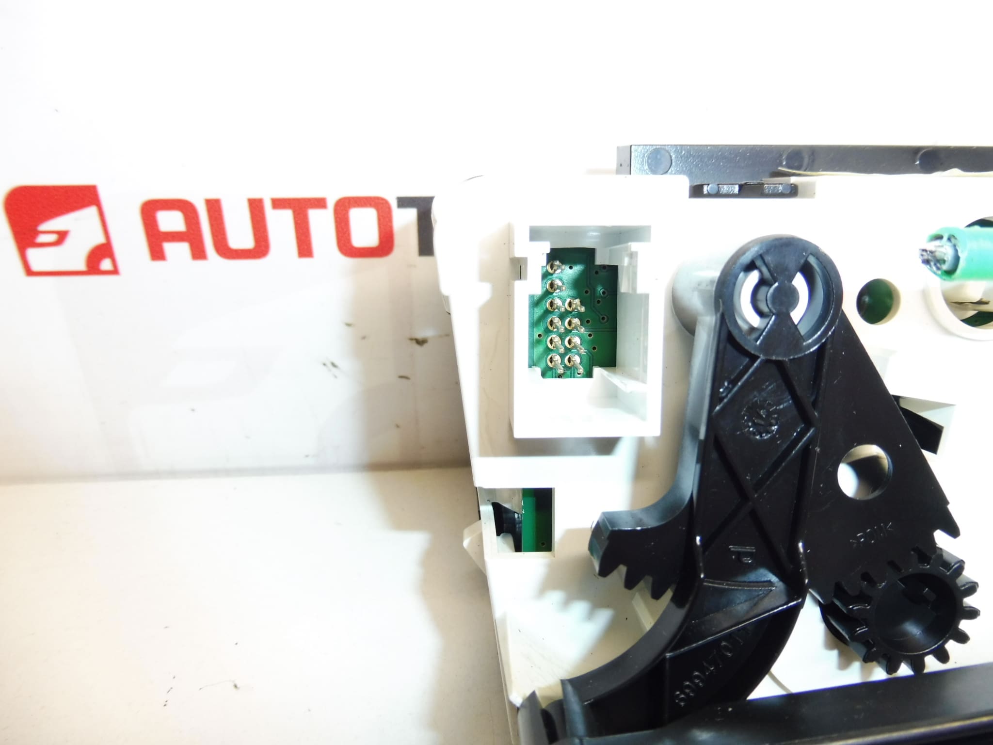 Reglering Av Uppvärmning Och Luftkonditionering Citroën C3 Picasso T1001394S 6452N0 - Bild 2