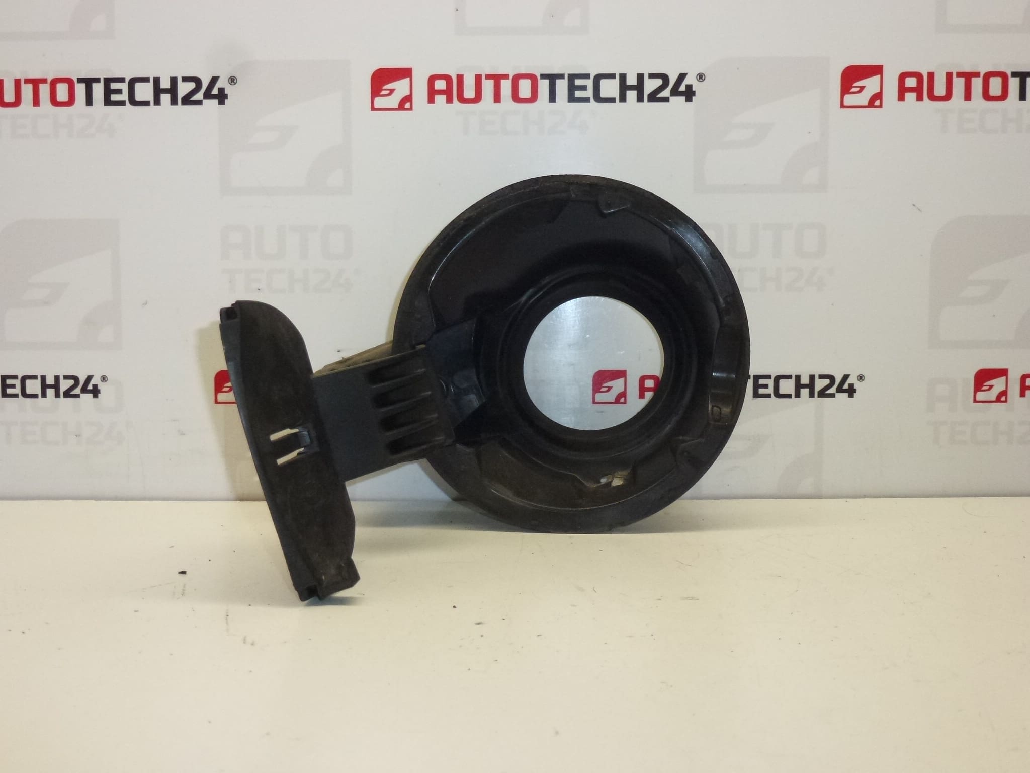 Tanklock Peugeot 207 151896