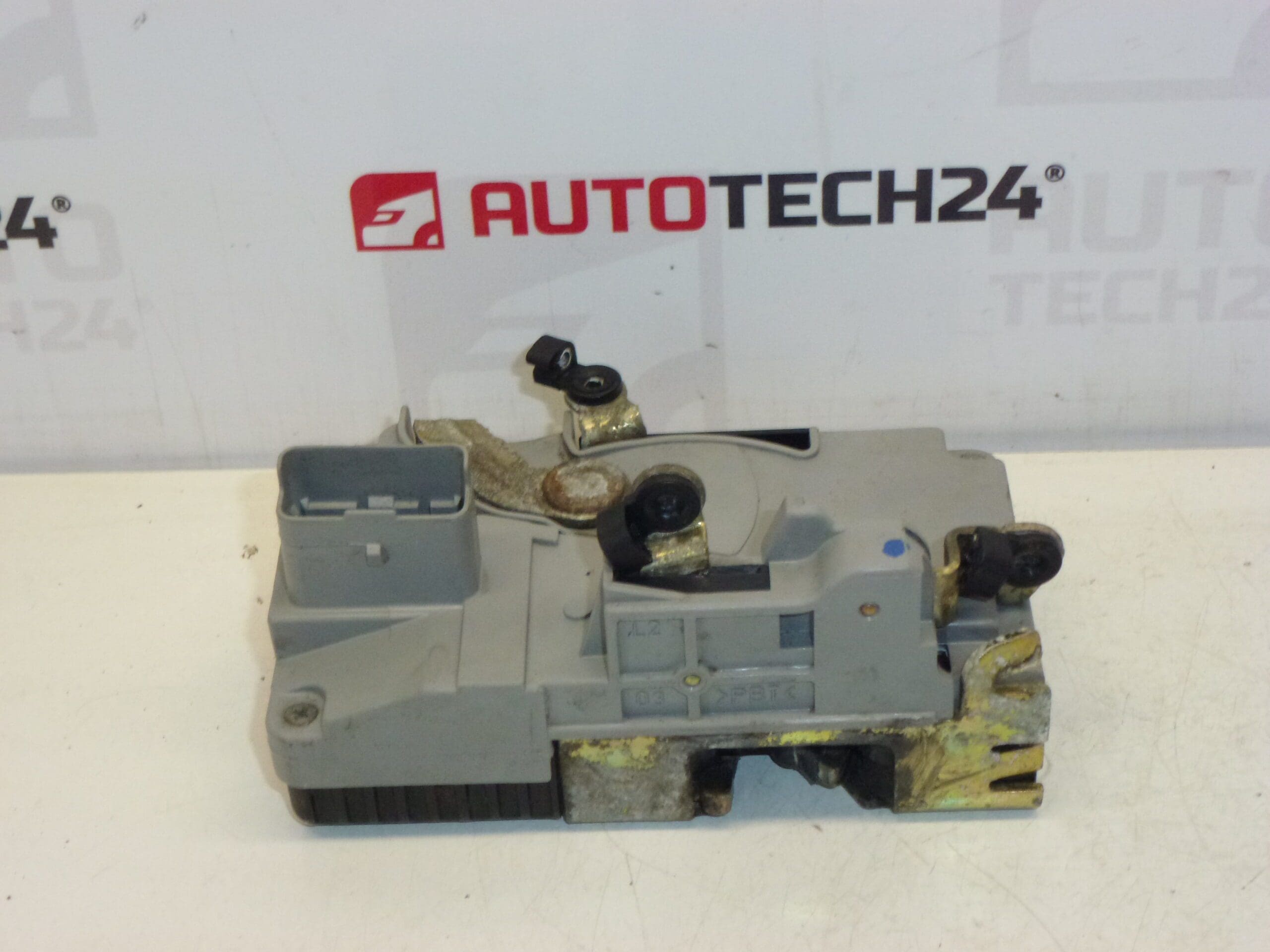 Dörrlås Vänster Främre Citroën Peugeot 9135H8 - Bild 2