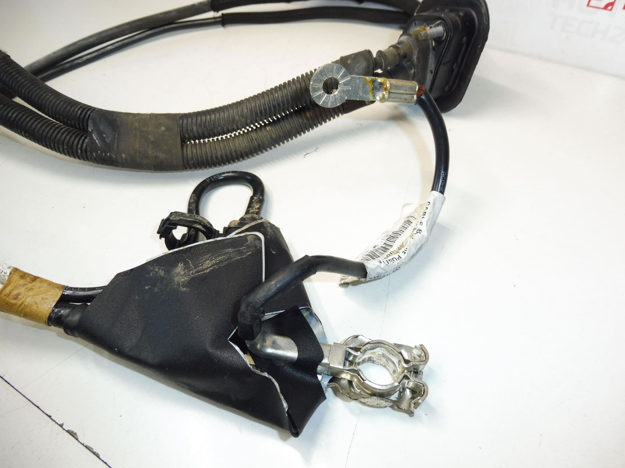 Kabel för anslutning + pol i motorn Citroën Peugeot 1497069080 1497070080 - Bild 2