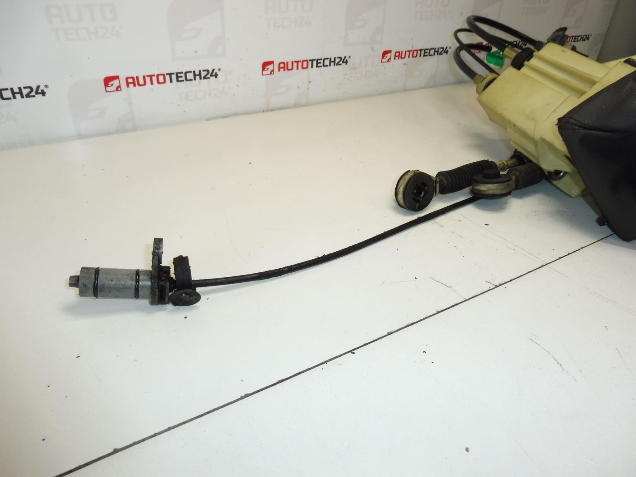 Växelspak, Kuliss och Växellänkage 6 Växlar Citroën Peugeot 2400P7 2444X8 241059 - Bild 2