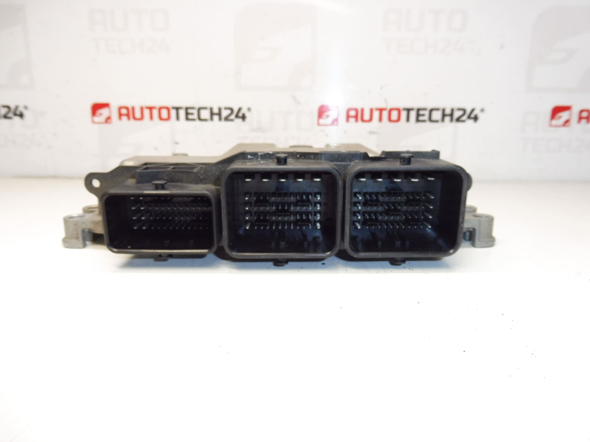 ECU Bosch EDC17C10 Citroën Peugeot 0281030546 9807885980 - Bild 2