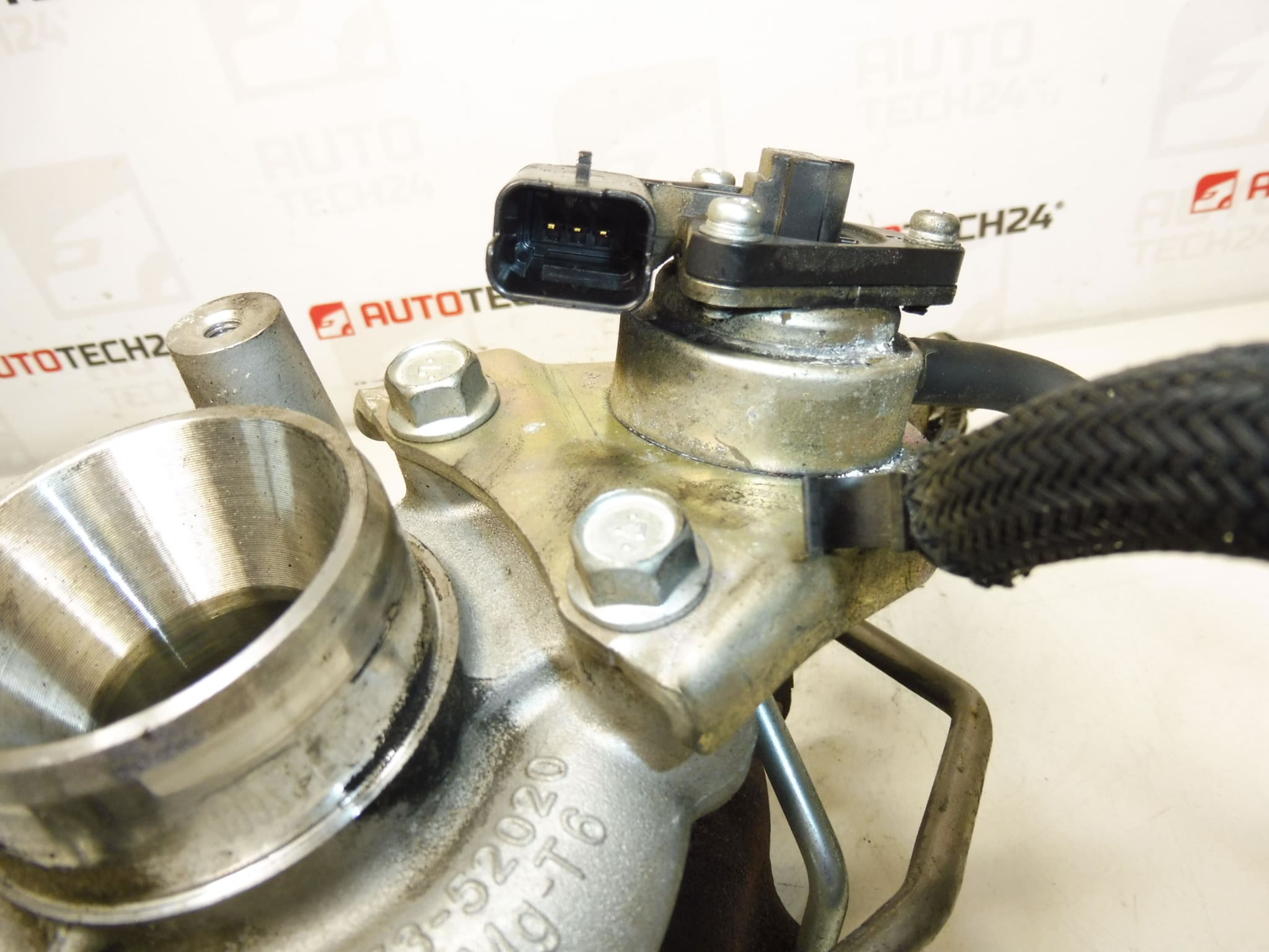 Turbo Citroën Peugeot 1.6 HDI 68KW 83 000 km 9673283680 TD02H2-07TVT-21 - Bild 2