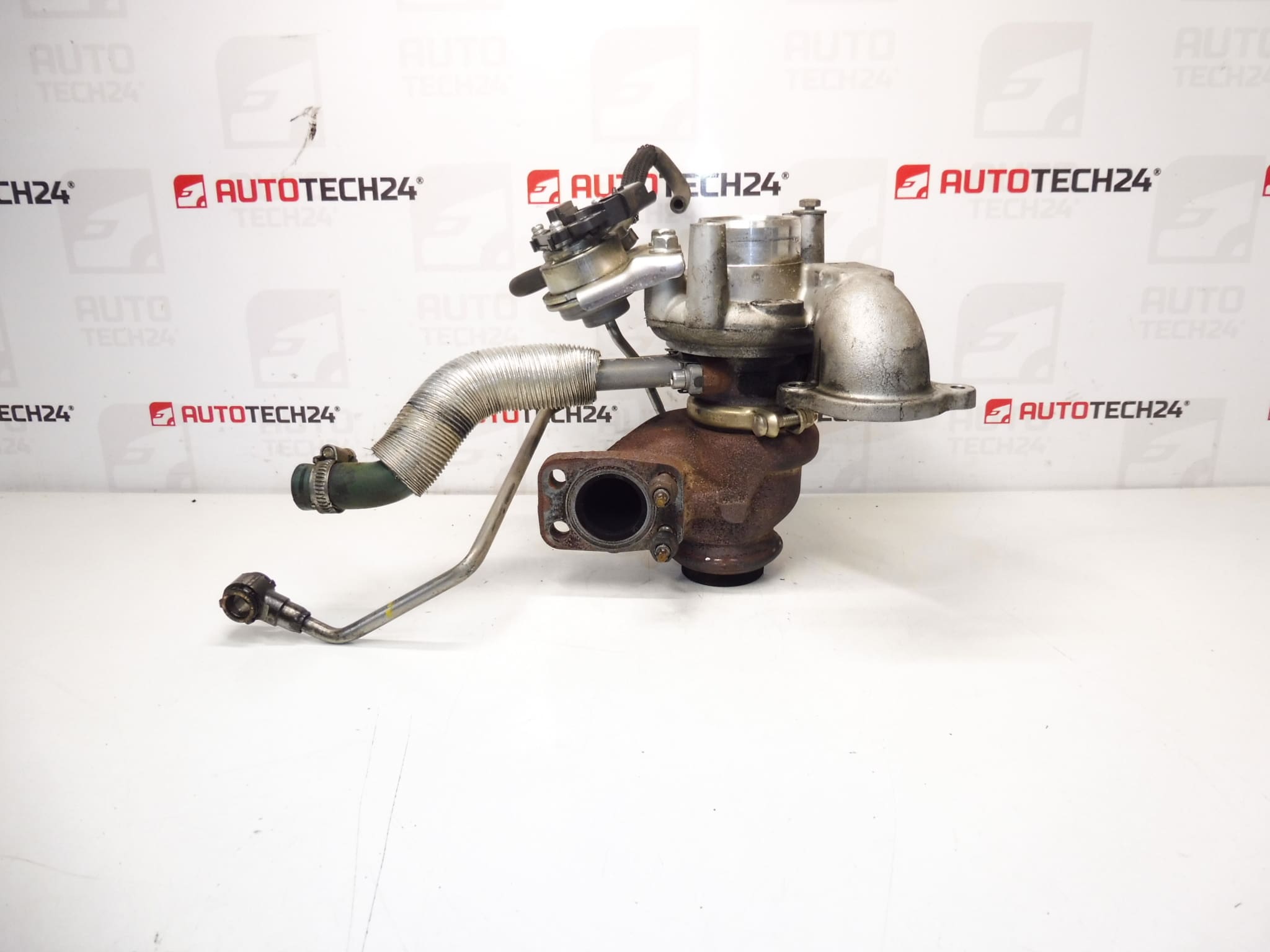 Turbo Citroën Peugeot 1.6 HDI 68KW 83 tusen km 9673283680 TD02H2-07TT-21