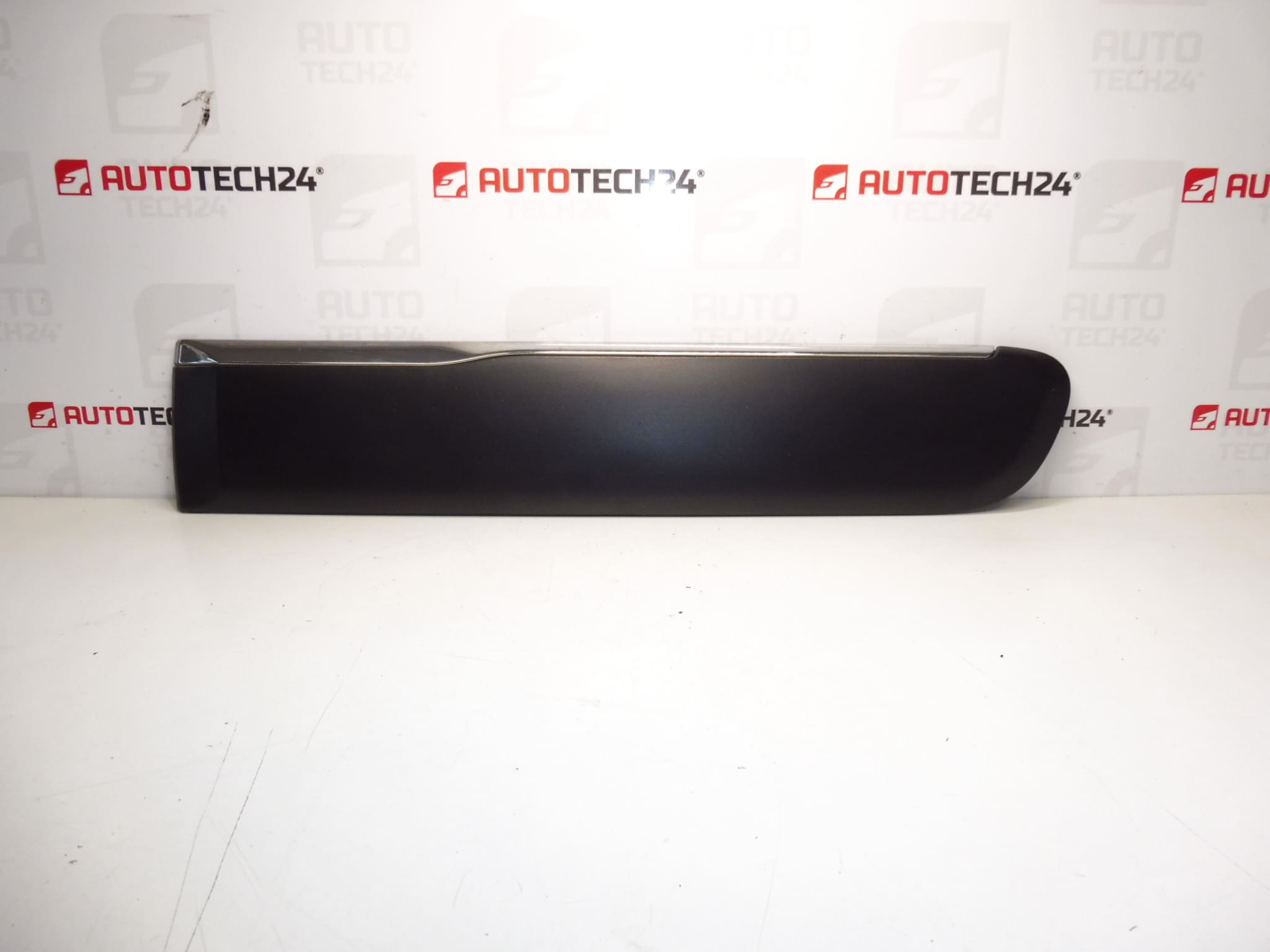 Vänster bakdörrstång Citroen C3 Picasso 9686338477 8546Y5