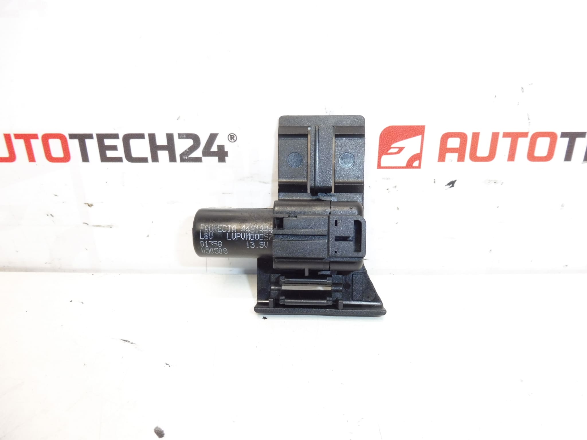 Vibrator ofta i Citroen Peugeot Faurecia 4481444 -säte