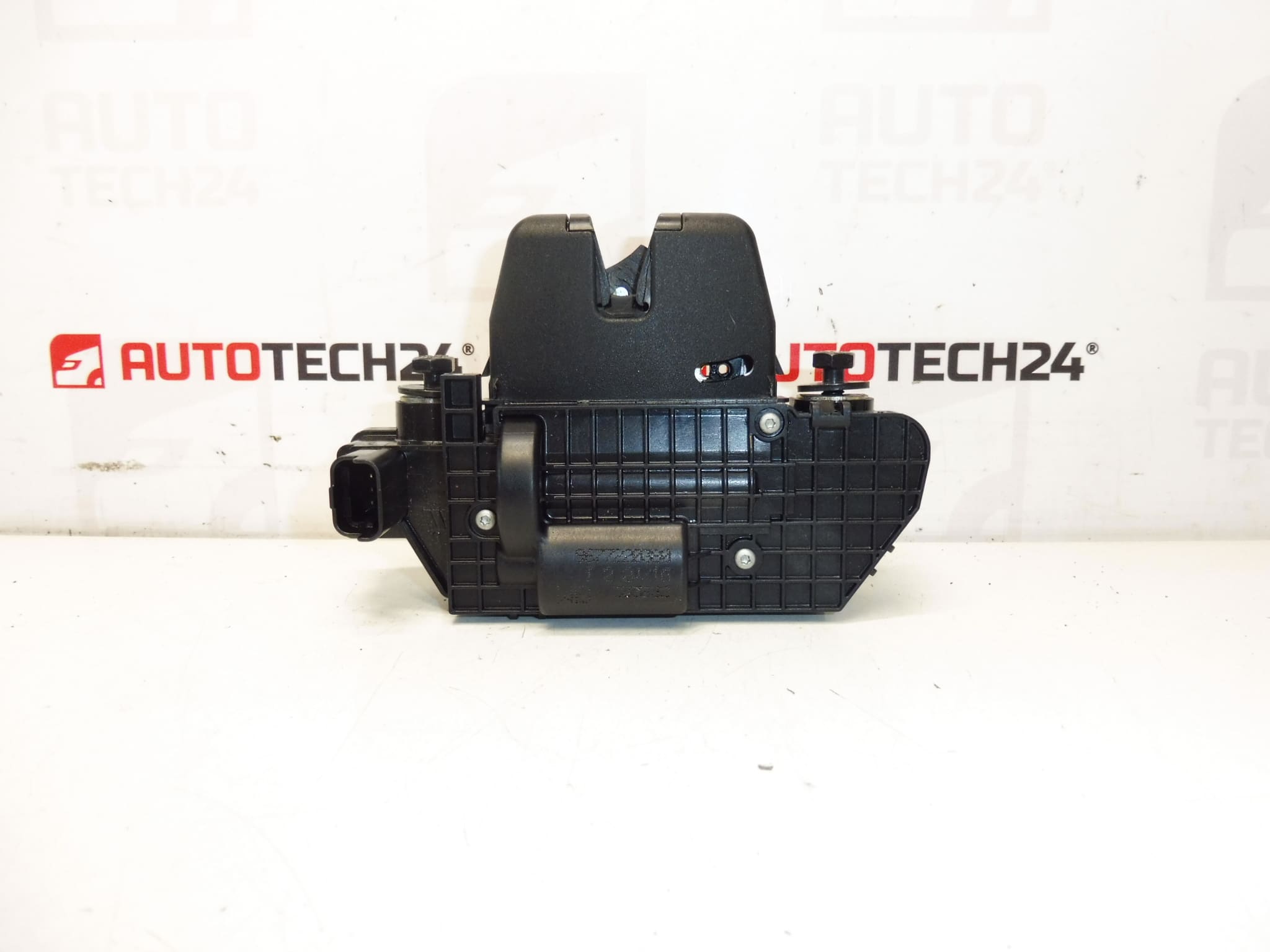 Citroën C-Elysée Peugeot 301 967220380 Bakre lock