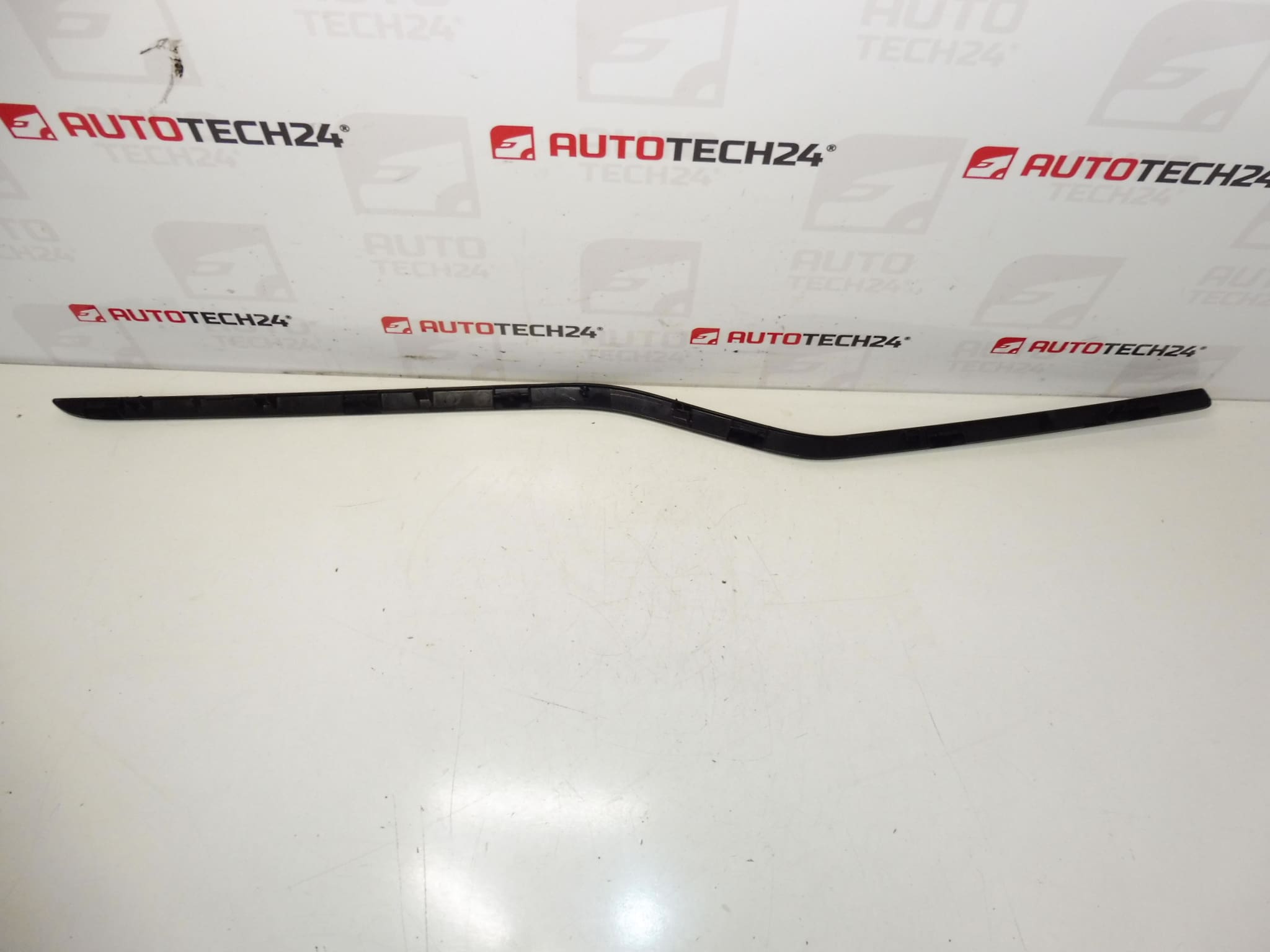 Dekorationslist Instrumentbräda Citroën C5 X7 9682315877 8231S3 - Bild 2