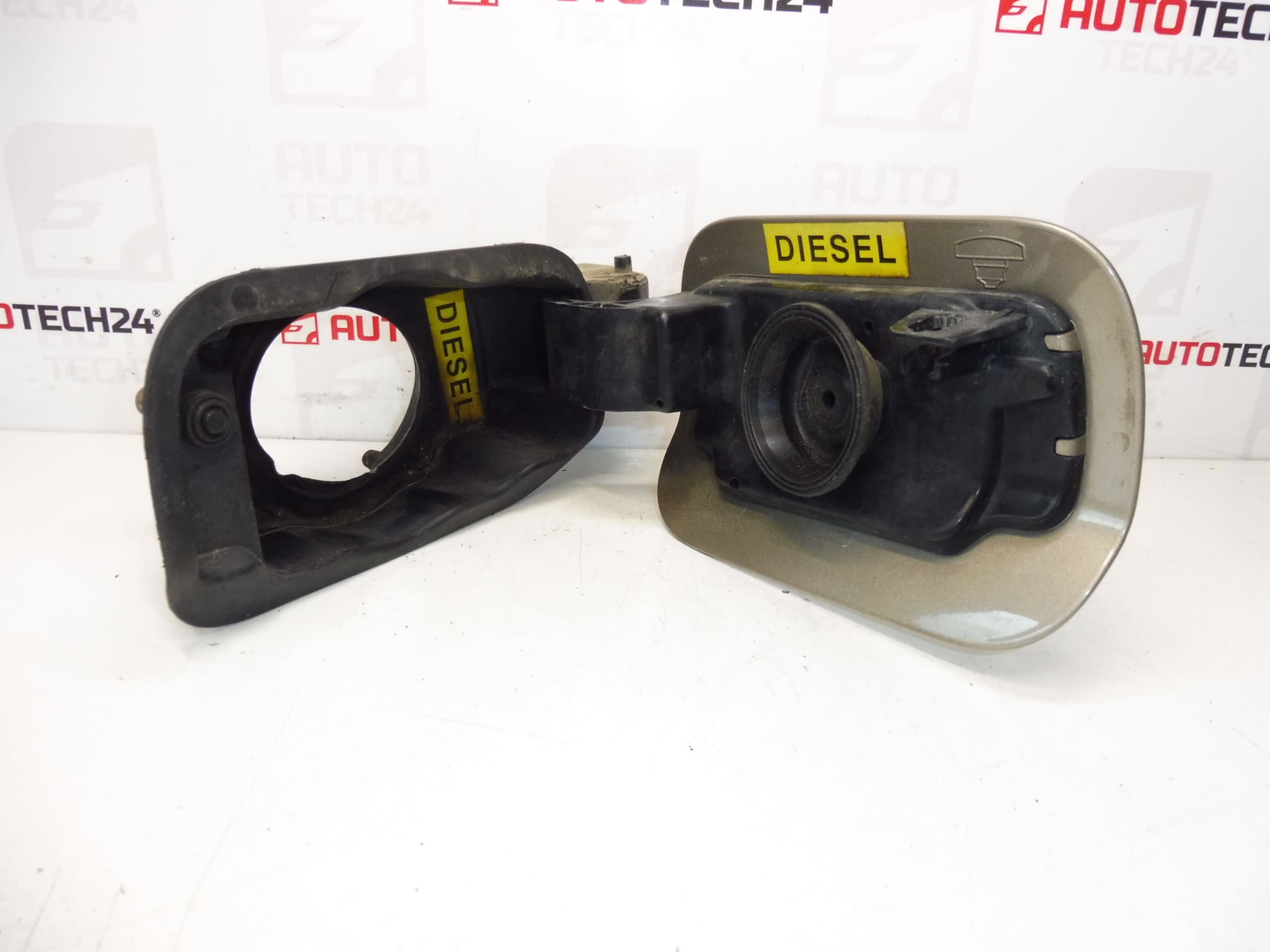 Tanklock KCHC Citroën C5 X7 Kombi 151898 1517G4 - Bild 2