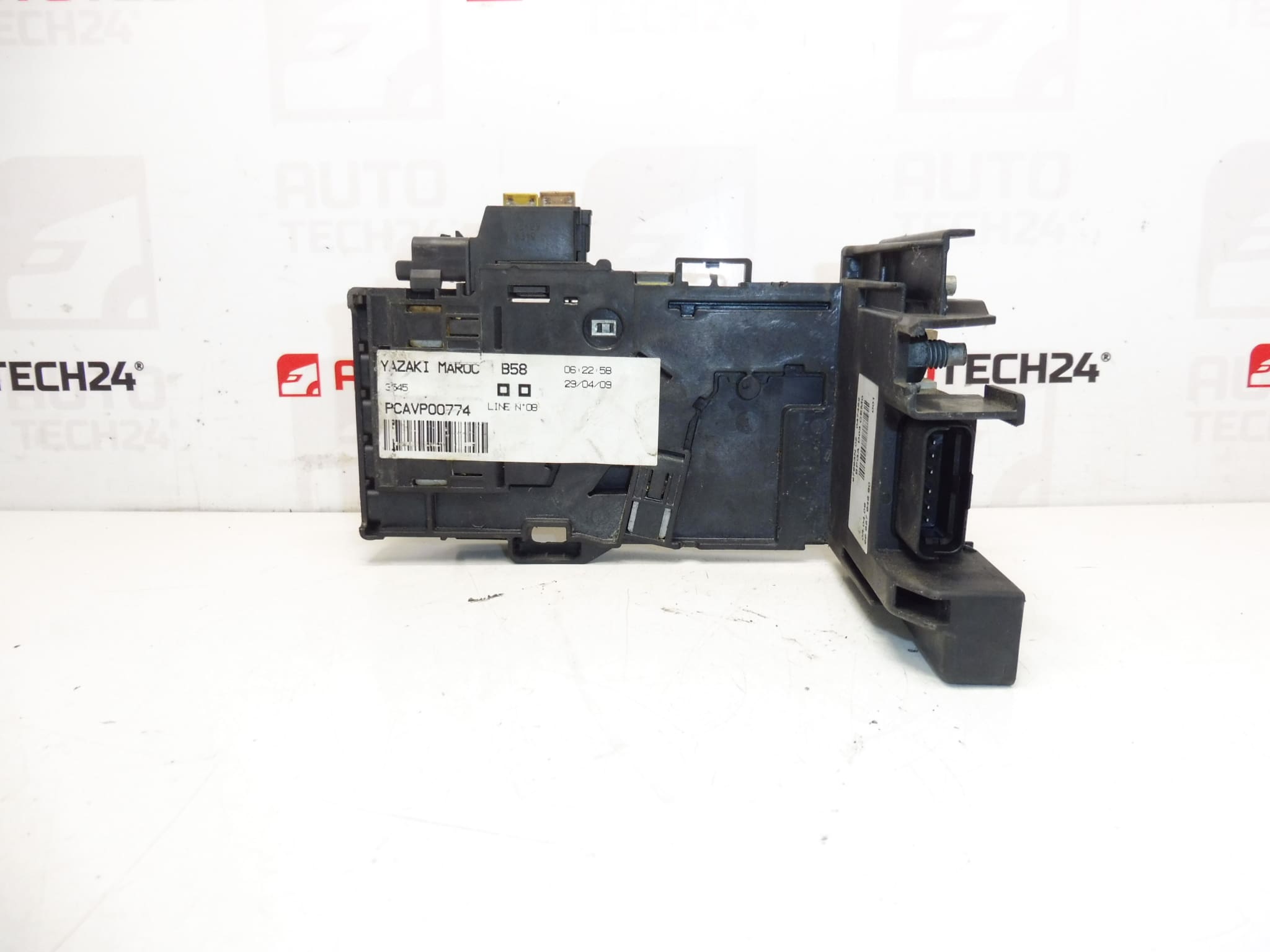 Citroën Peugeot 9665794680 28201235 6500 Han säkringsmodul