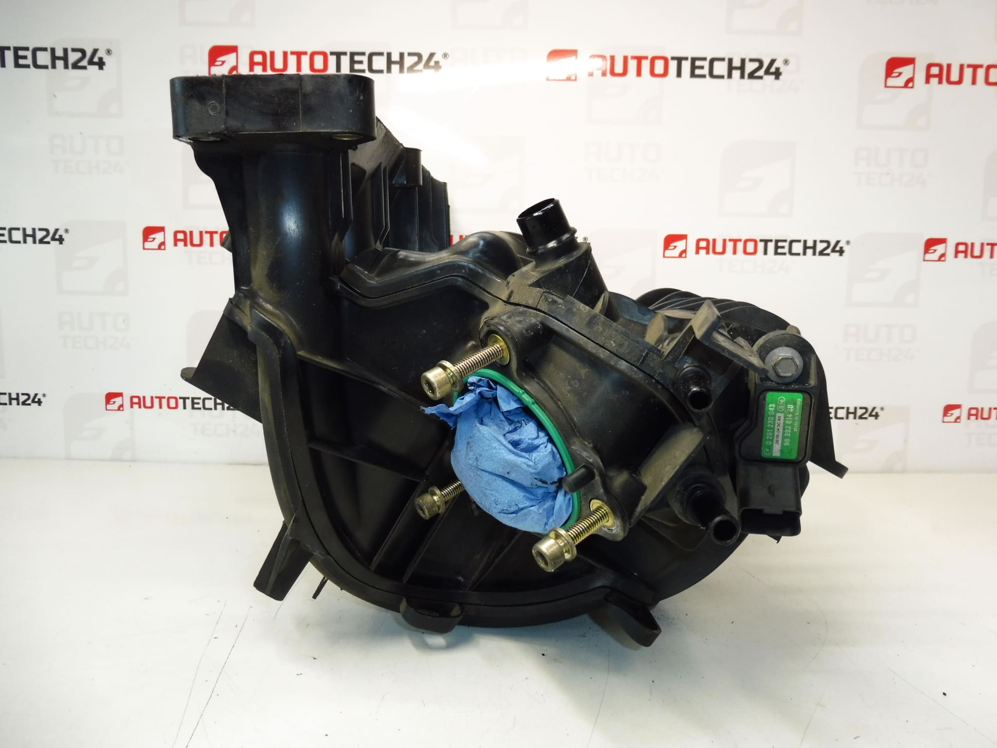 Insugningsluft Citroën Peugeot 1.8 16V och 2.0 16V 83000 km 9662401480 0361R0 - Bild 2