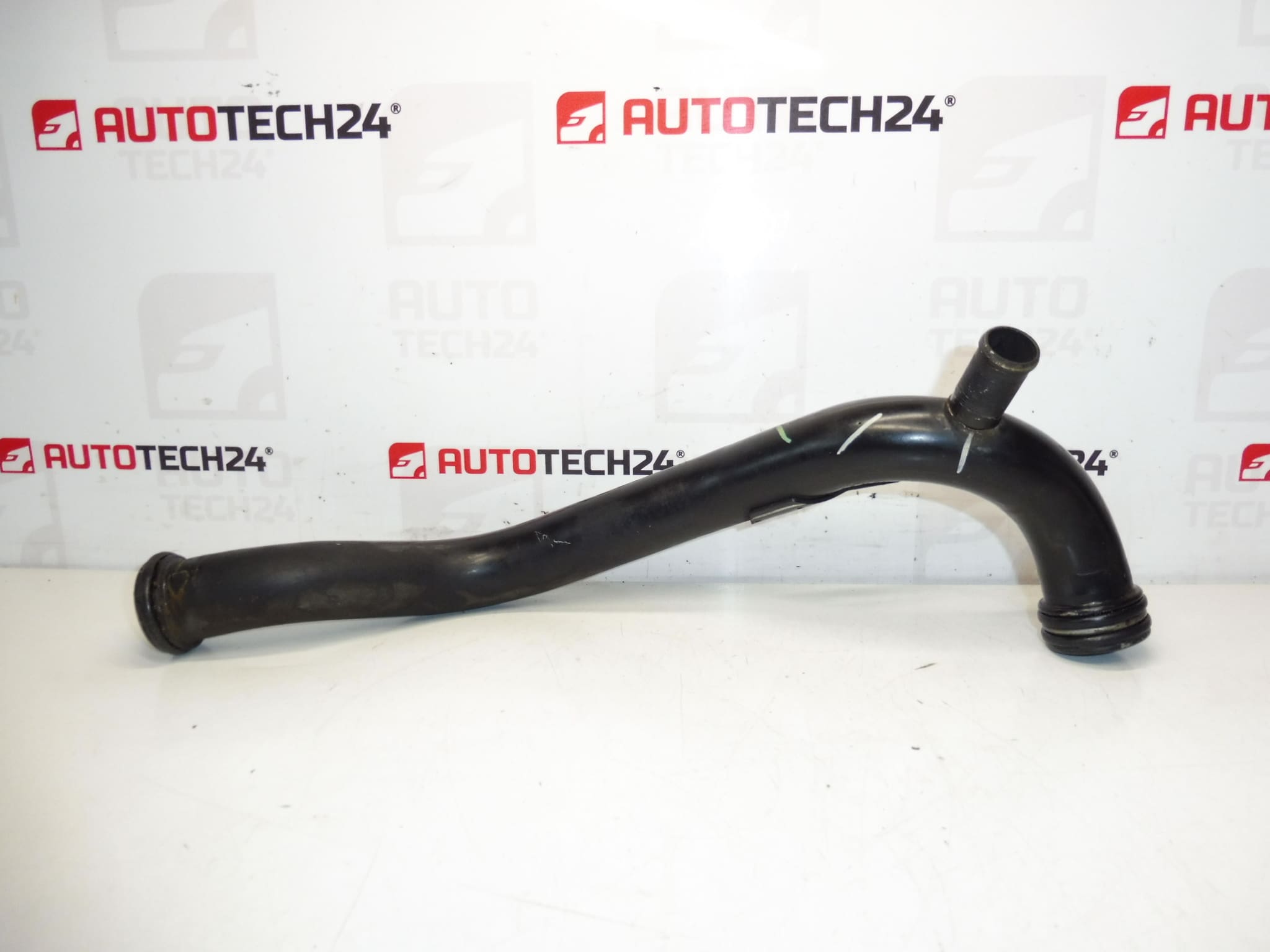 Vätskepumpslang 1.8 16V och 2.0 16V Citroën Peugeot 1341F9 - Bild 2