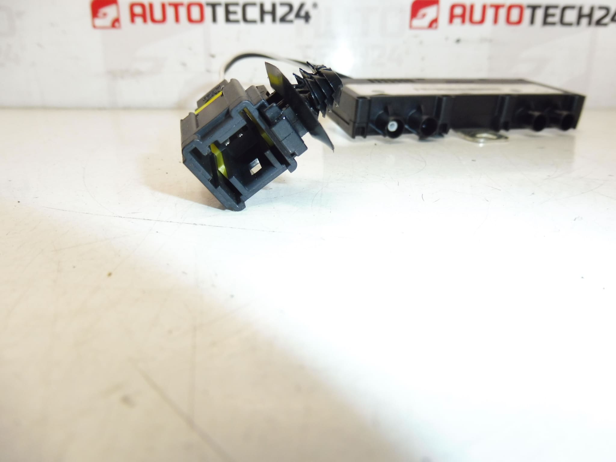 Impedansadapter Peugeot 407 9654390480 6561T7 - Bild 2