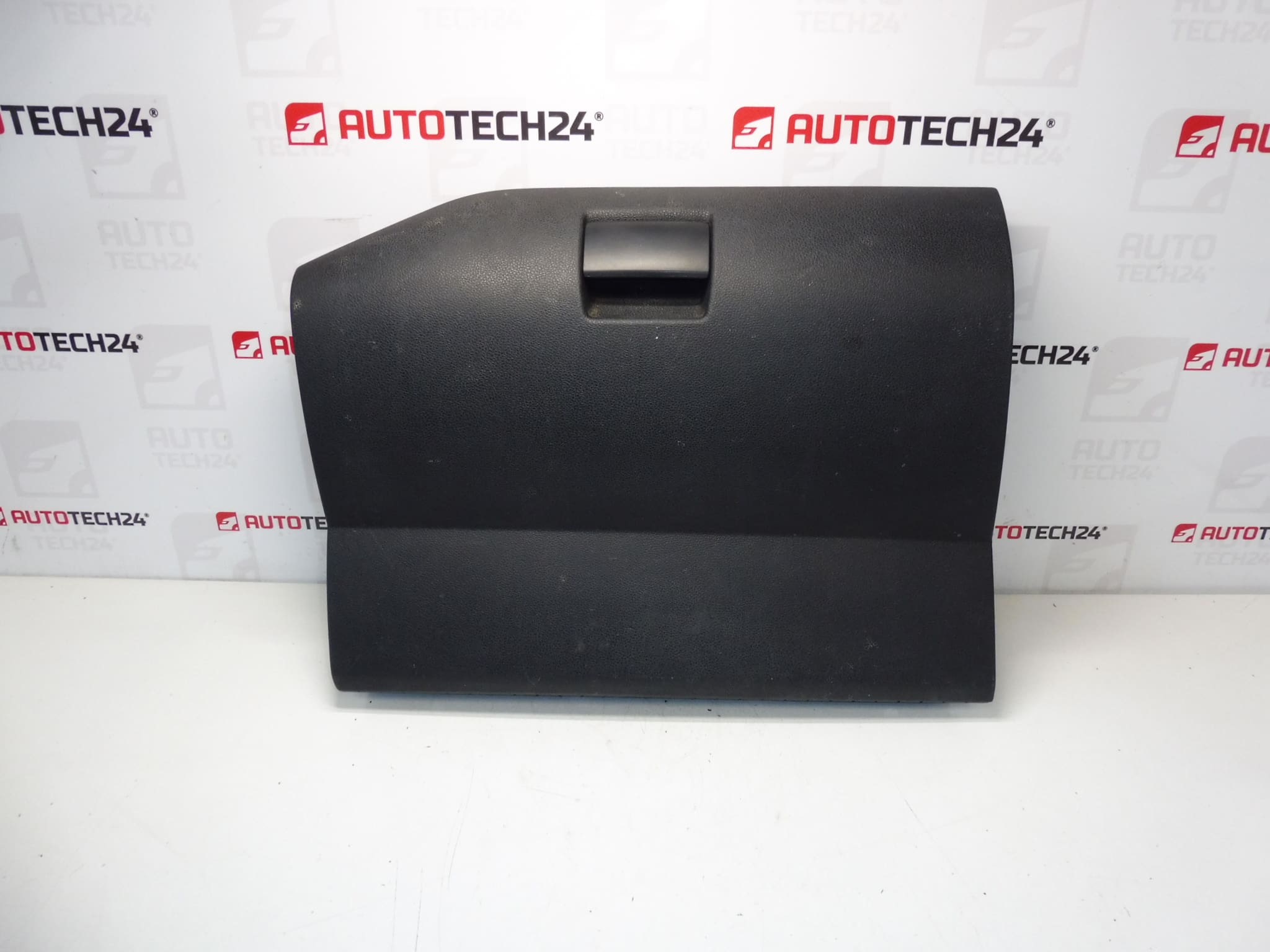 Citroën Berlingo III Peugeot Partner III 9680941977 8226vy