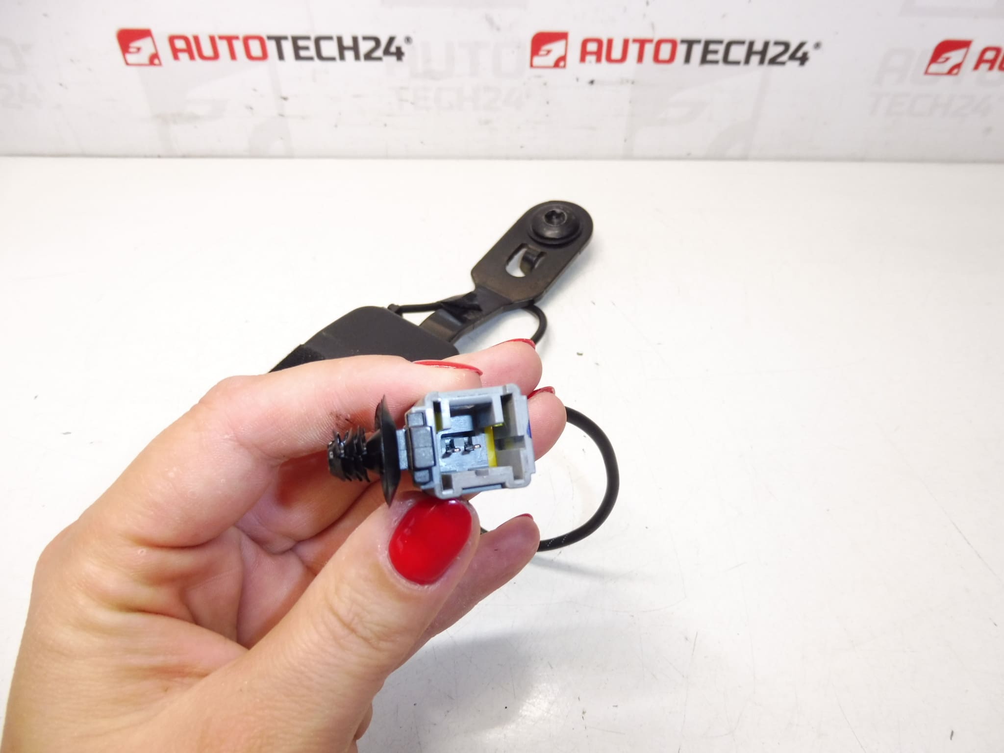 Citroën C3 Picasso 8975GV Säkerhetsbälteslås - Bild 2