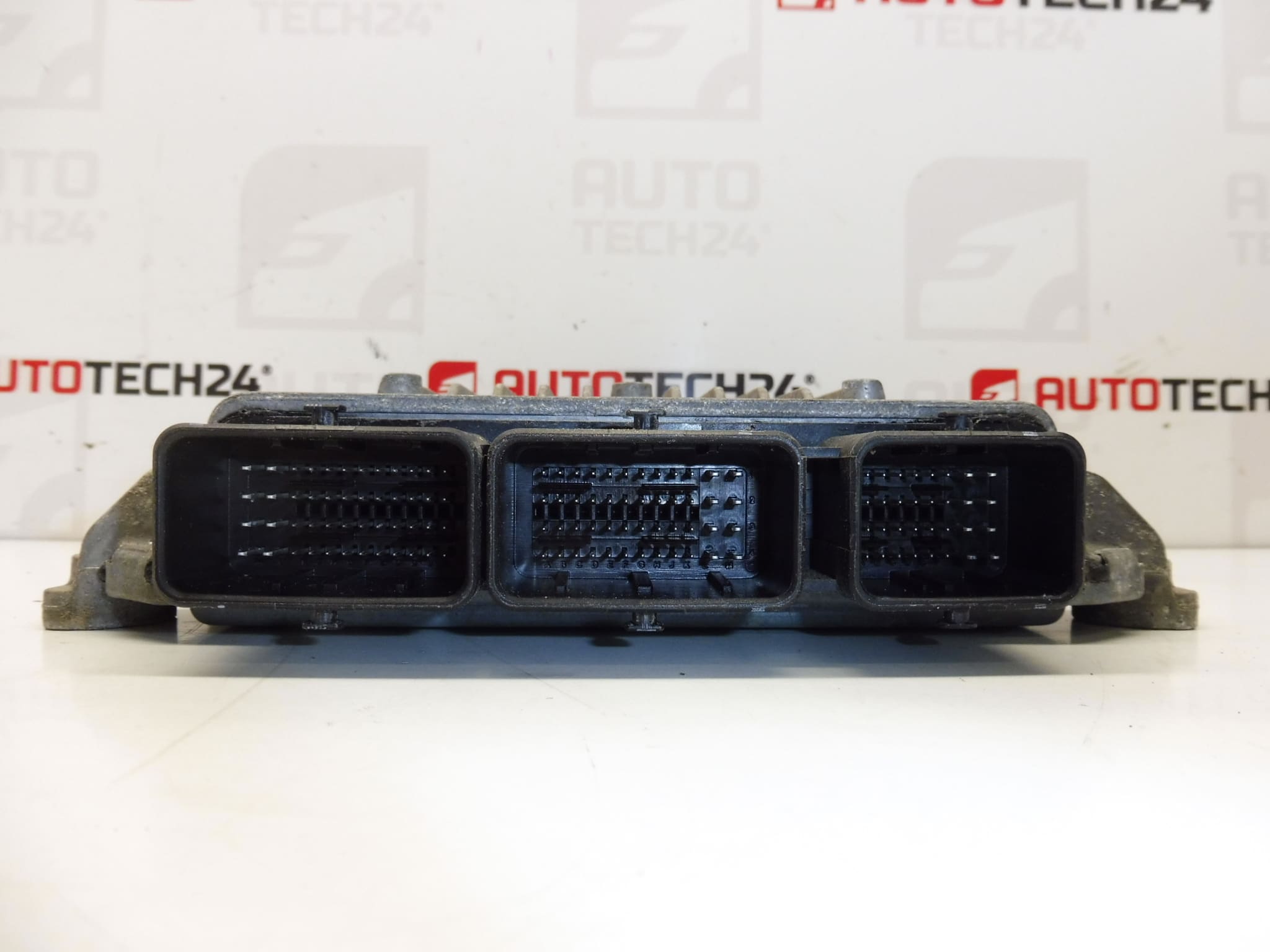 ECU Siemens VDO SID803A 5WS40615C-T 9661642180 9665100380 - Bild 2